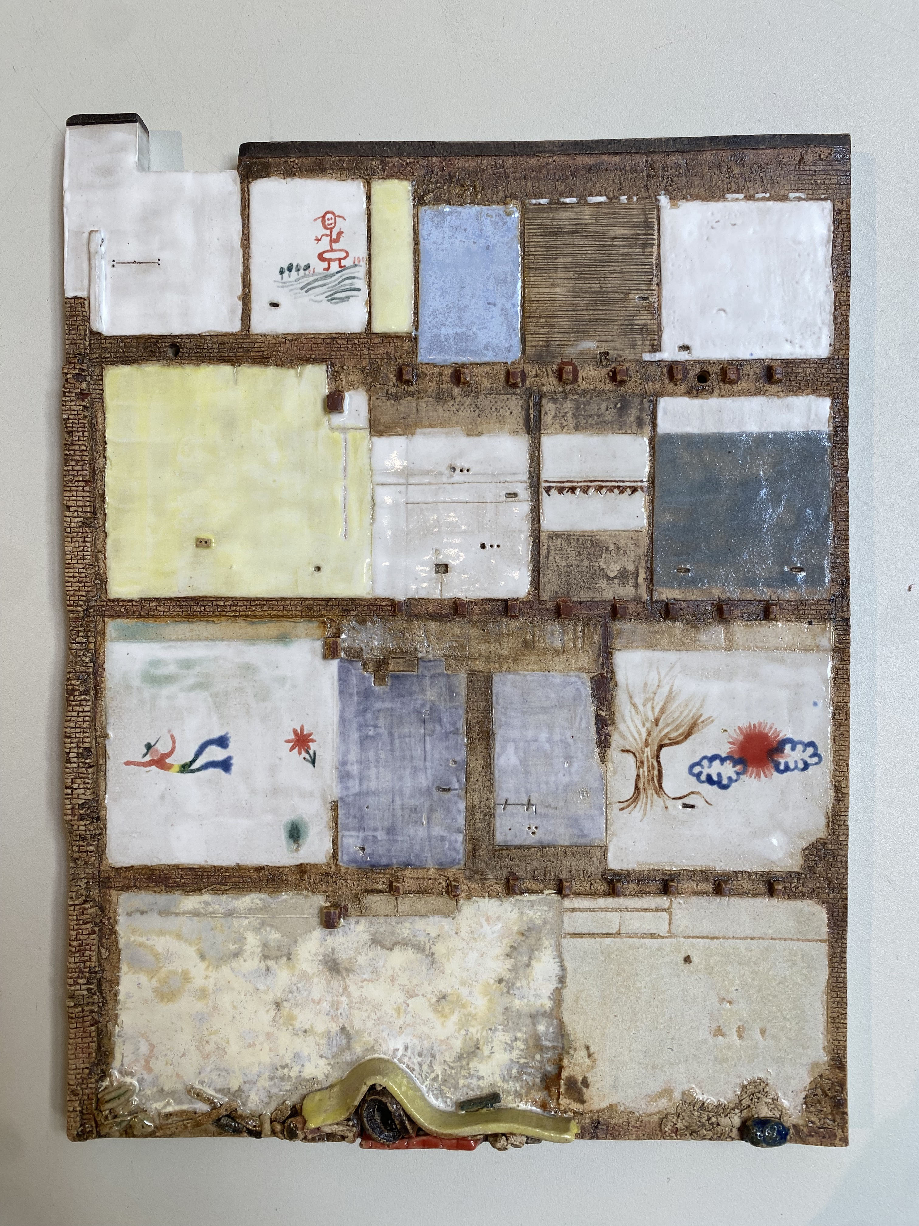 CB26 GALERIE FONTANA ASYA MARAKULINA THE HOUSE WITH THE SUN 2025  CERAMIC WALL SCULPTURE 30CM X 20CM X 2CM