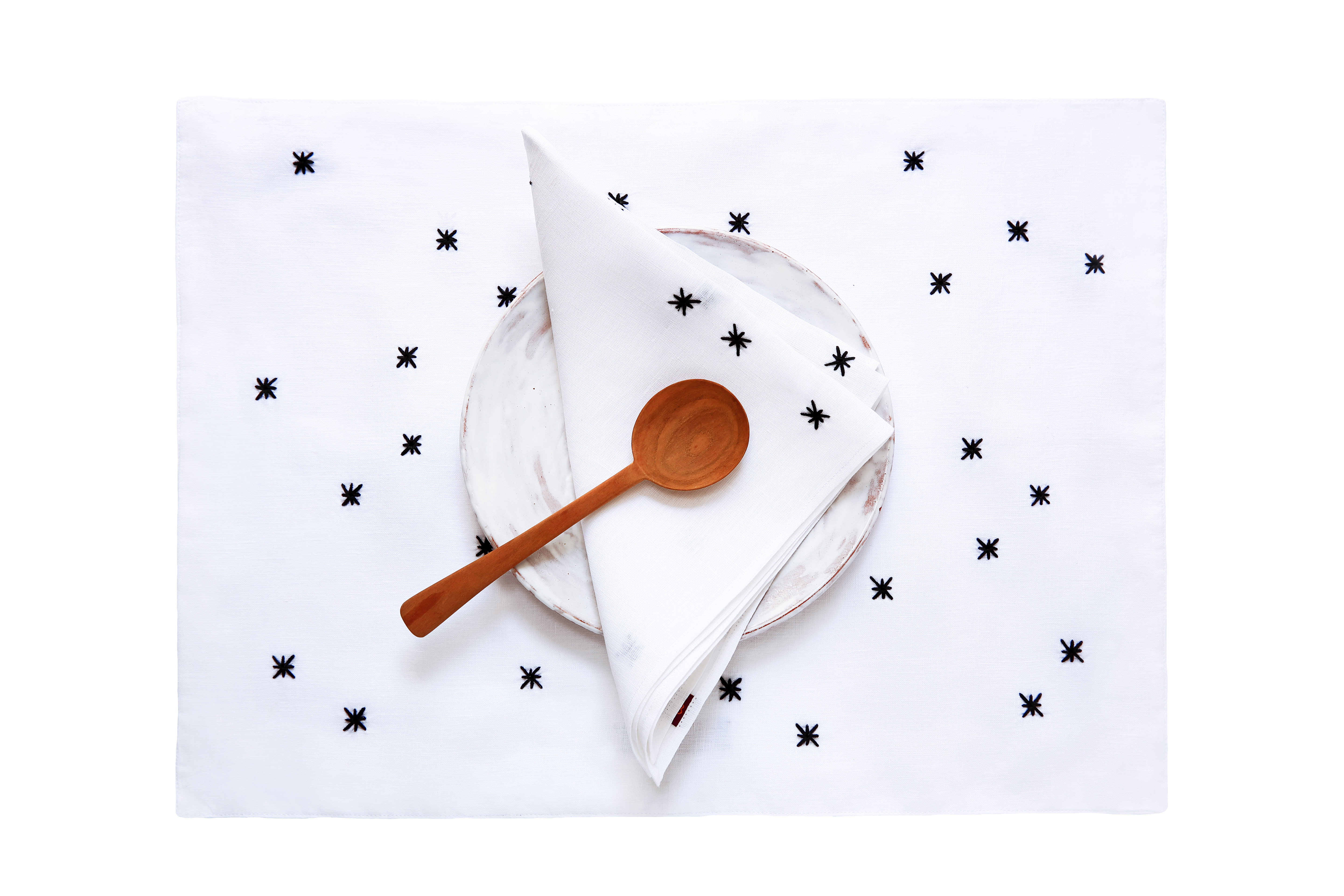 VALERIE BARKOWSKI NOON LINGE TABLE BLANC NOIR SET SERVIETTE CREDIT TANIA PANOVA 8A40EUR