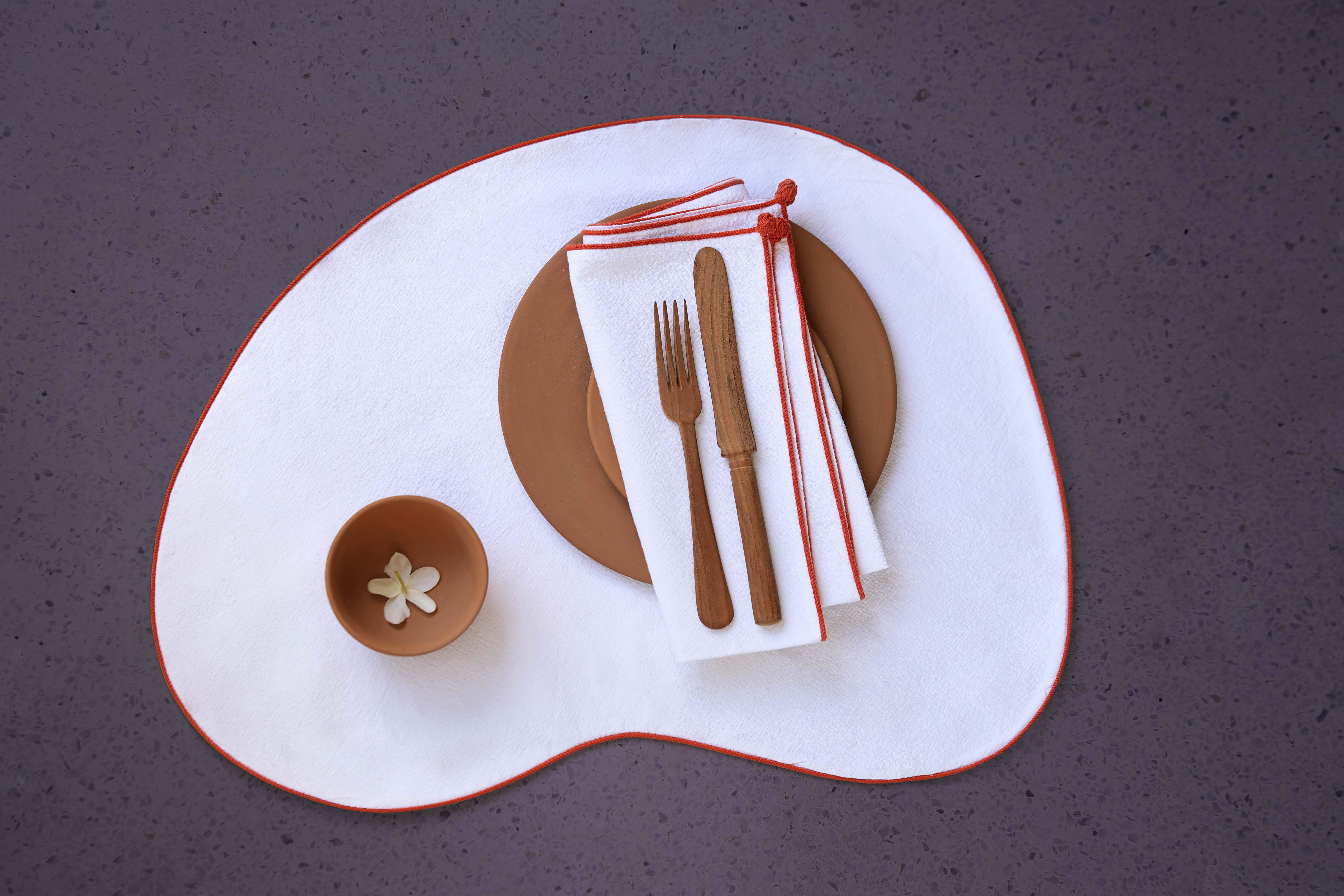 VALERIE BARKOWSKI TABLE LINEN OZERA NIL CREDIT TANIA PANOVA 