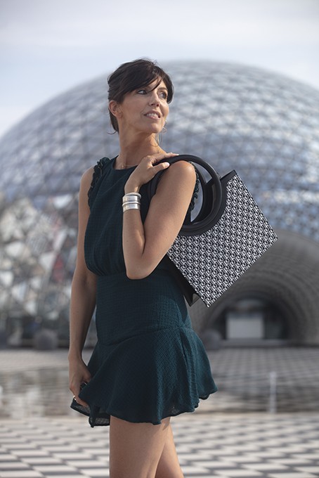 AMOROMA BY THE SEA TOTE BAG (7) CREDIT THIERRY MALTY