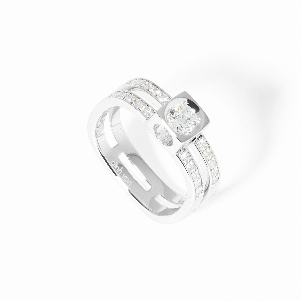 LE CUBE DIAMANT LARGE PAVED RING WHITE GOLD AND DIAMONDS 5 290 EURO