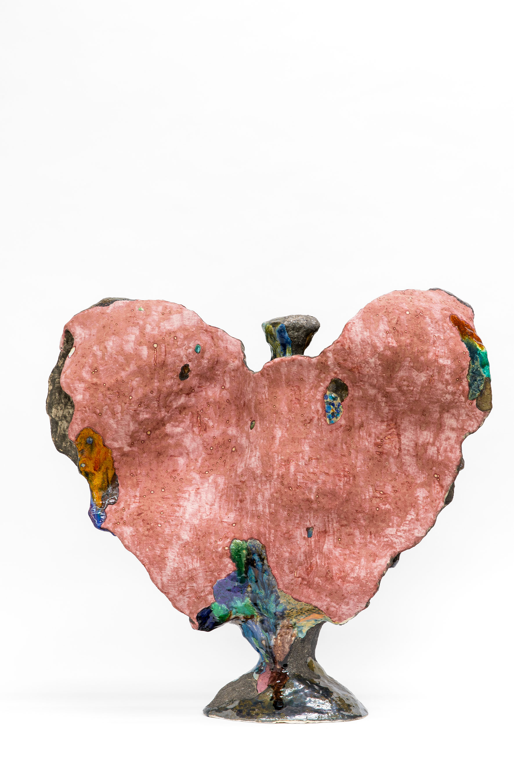 CB26 GALERIE DUDOKDEGROOT DELPHINE COURTILLOT NO TITLE 2025 CERAMICS AND ENAMEL 62CM X 65CM X 20CM CREDIT AATJAN RENDERS