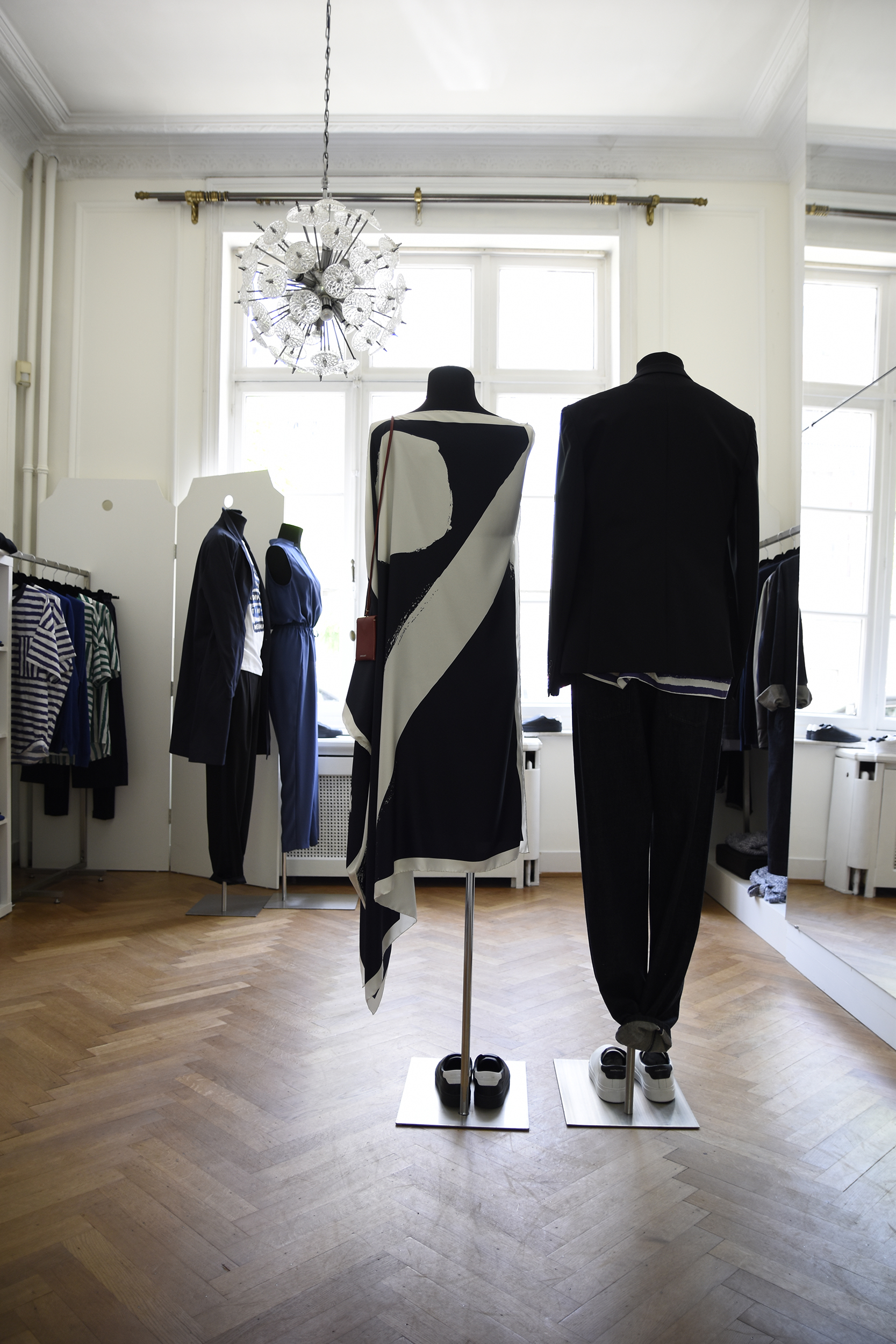 JEANPAULKNOTT BOUTIQUE 5