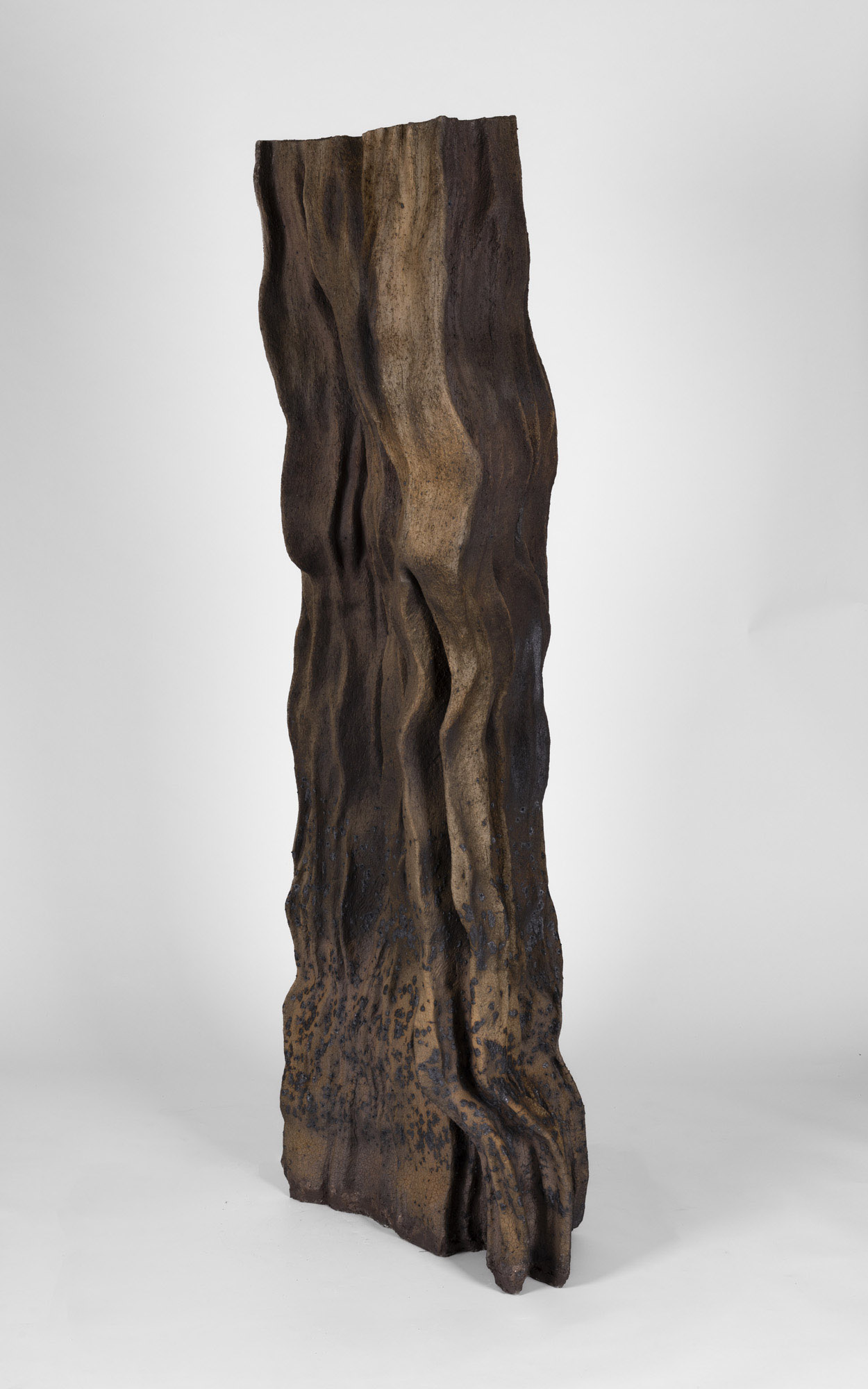 CB26 TRAMUNTANA GALLERY CLAUDI CASANOVAS LES ALTES 35  188X70X40CM 02