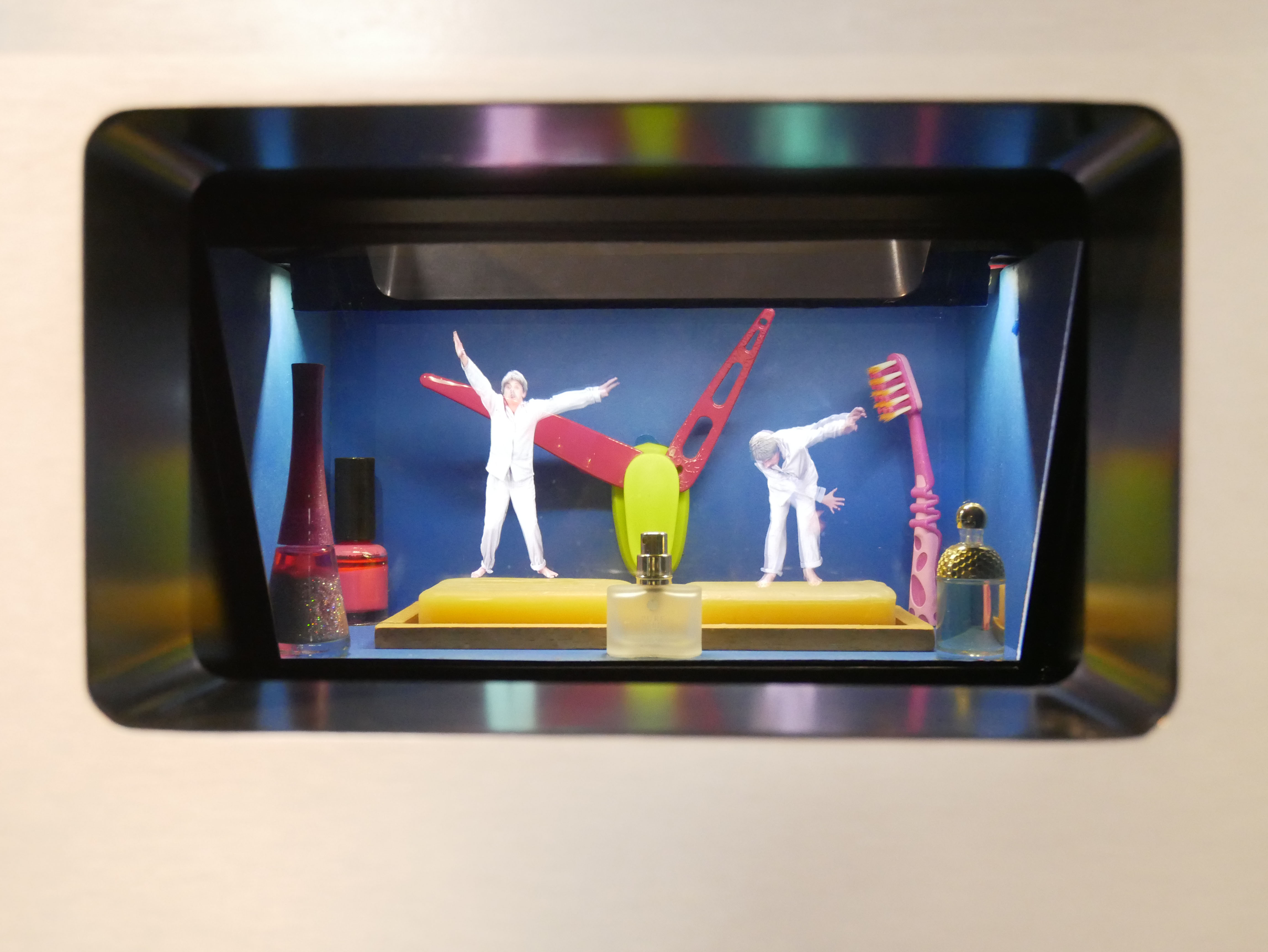 THE ROOMS AEROPLASTICS CREDIT PIERRICK SORIN CHORÉGRAPHIE SUR SAVONNETTES