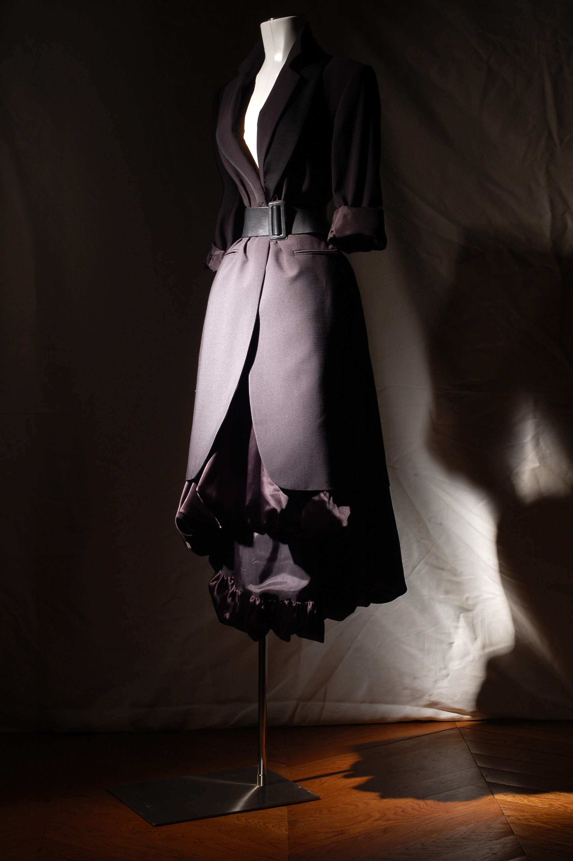 JPK KNOTT SO MAD FW 2010 PARIS COUTURE VISUAL 02