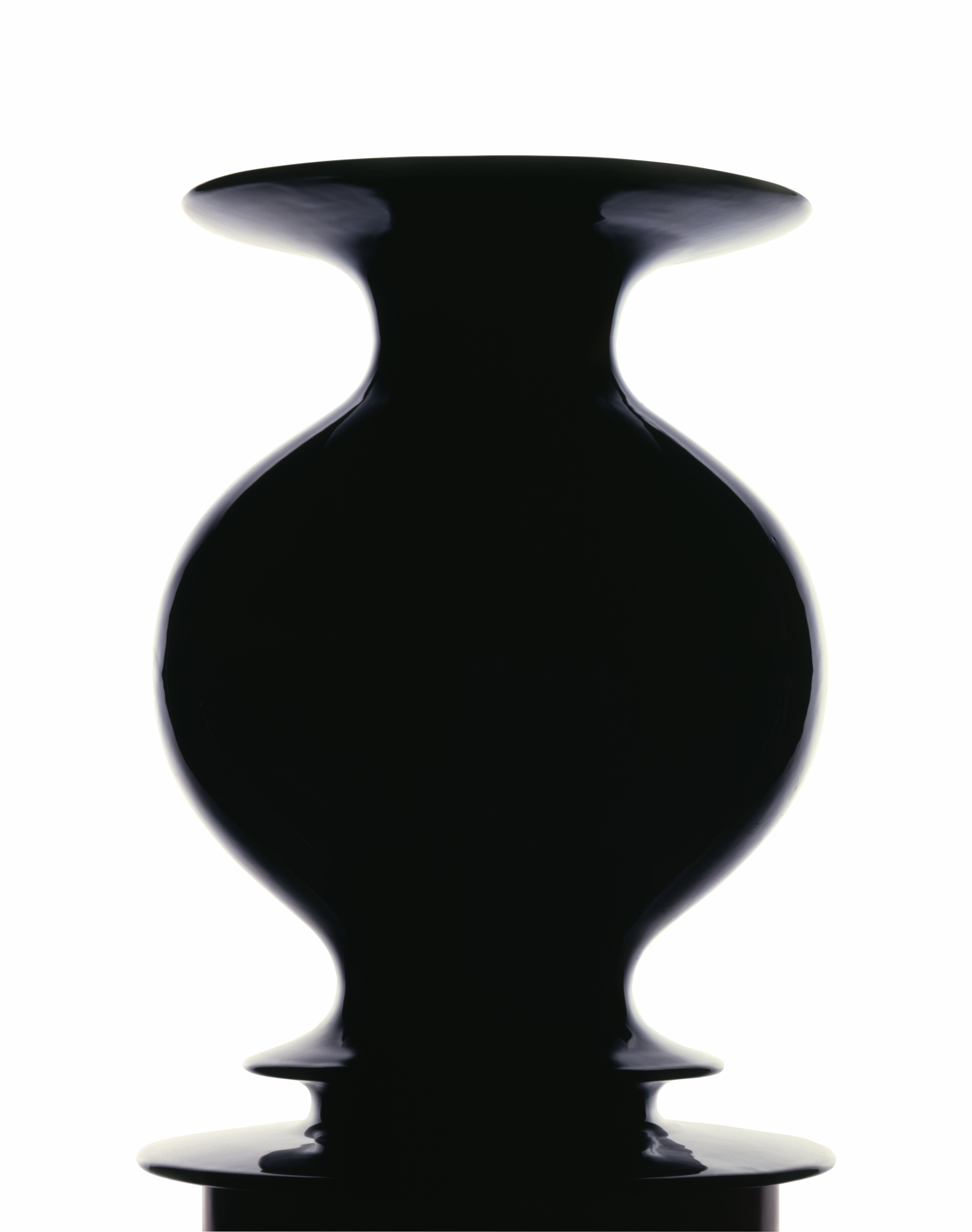 CID  DL12. MICHELE DE LUCCHI – VASO NERO, CERAMICA – 2004  LUCA TAMBURLINI