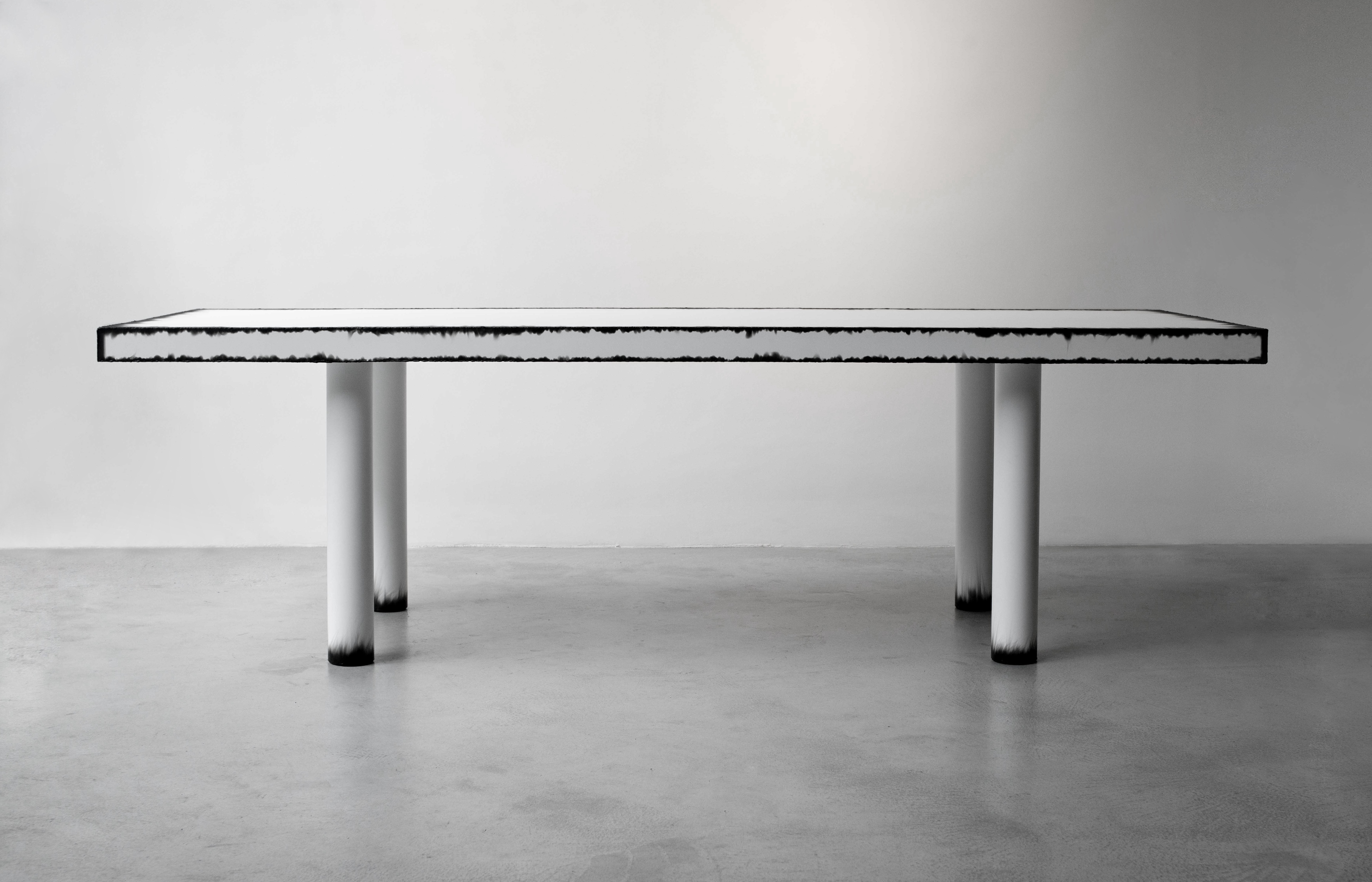 CID DAMIEN GERNAY DG01 BLANC CASSE TABLE CREDIT DAMIEN GERNAY