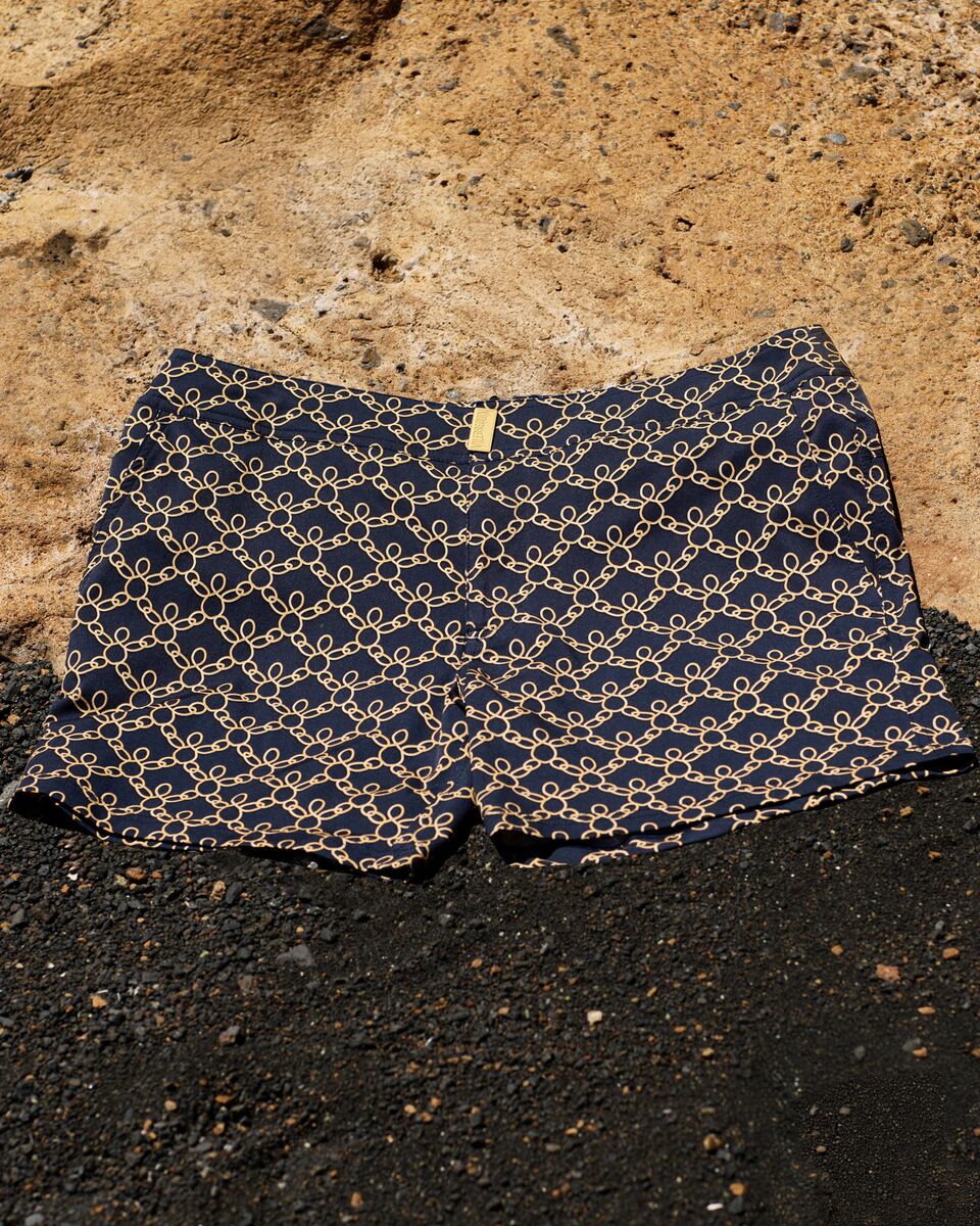 VBQ CRUISE 26 CAMPAIGN IMAGE MEN 108