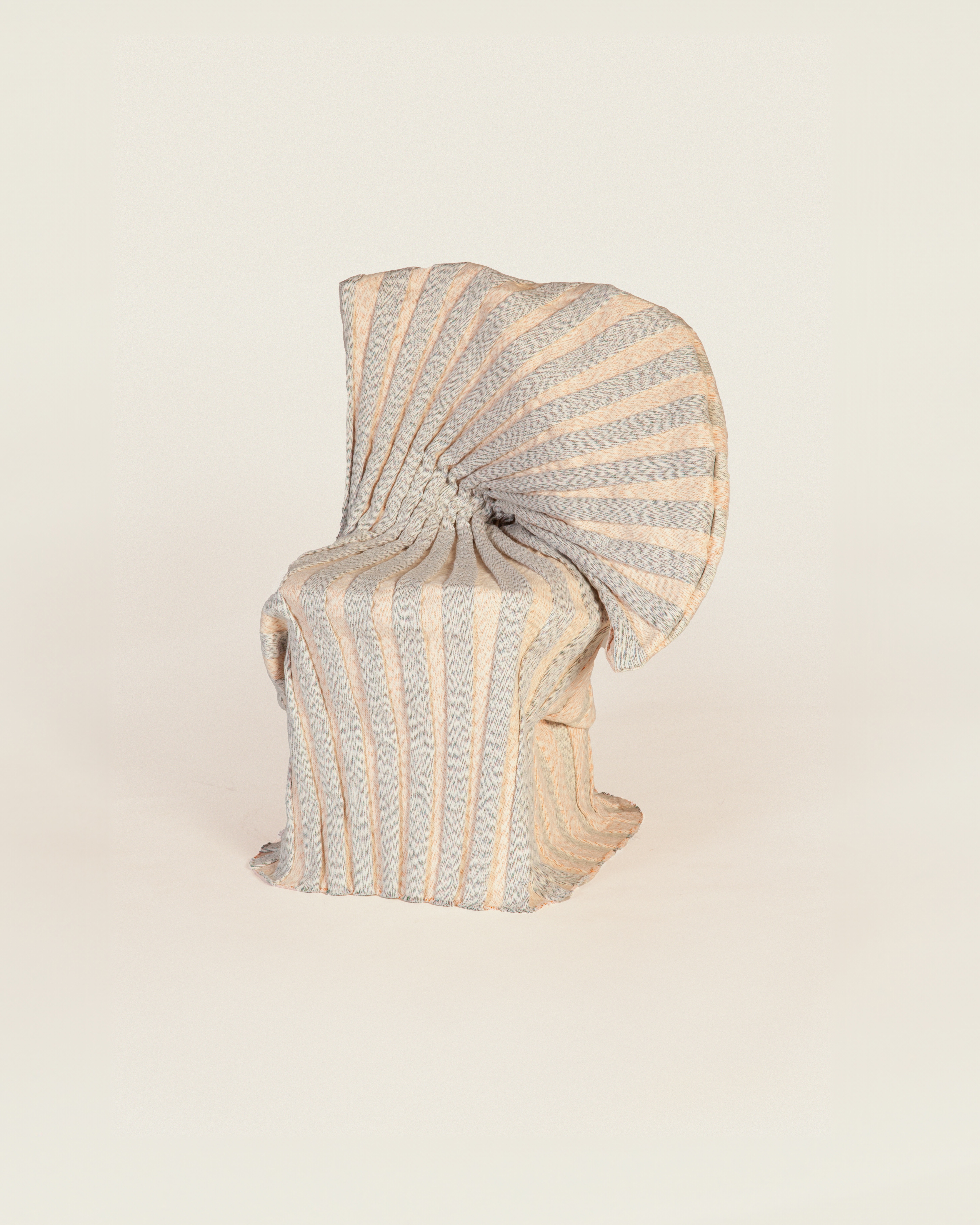 CID WOVEN WHISPERS MINJUNG KIM MUES CHAIR CREDIT ANATOLE MELOT
