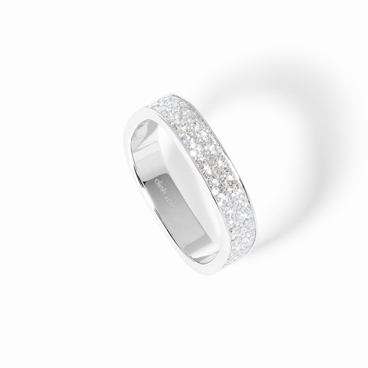 SQUARE WEDDING BAND 4MM PLATINUM AND DIAMONDS 4 300 EURO