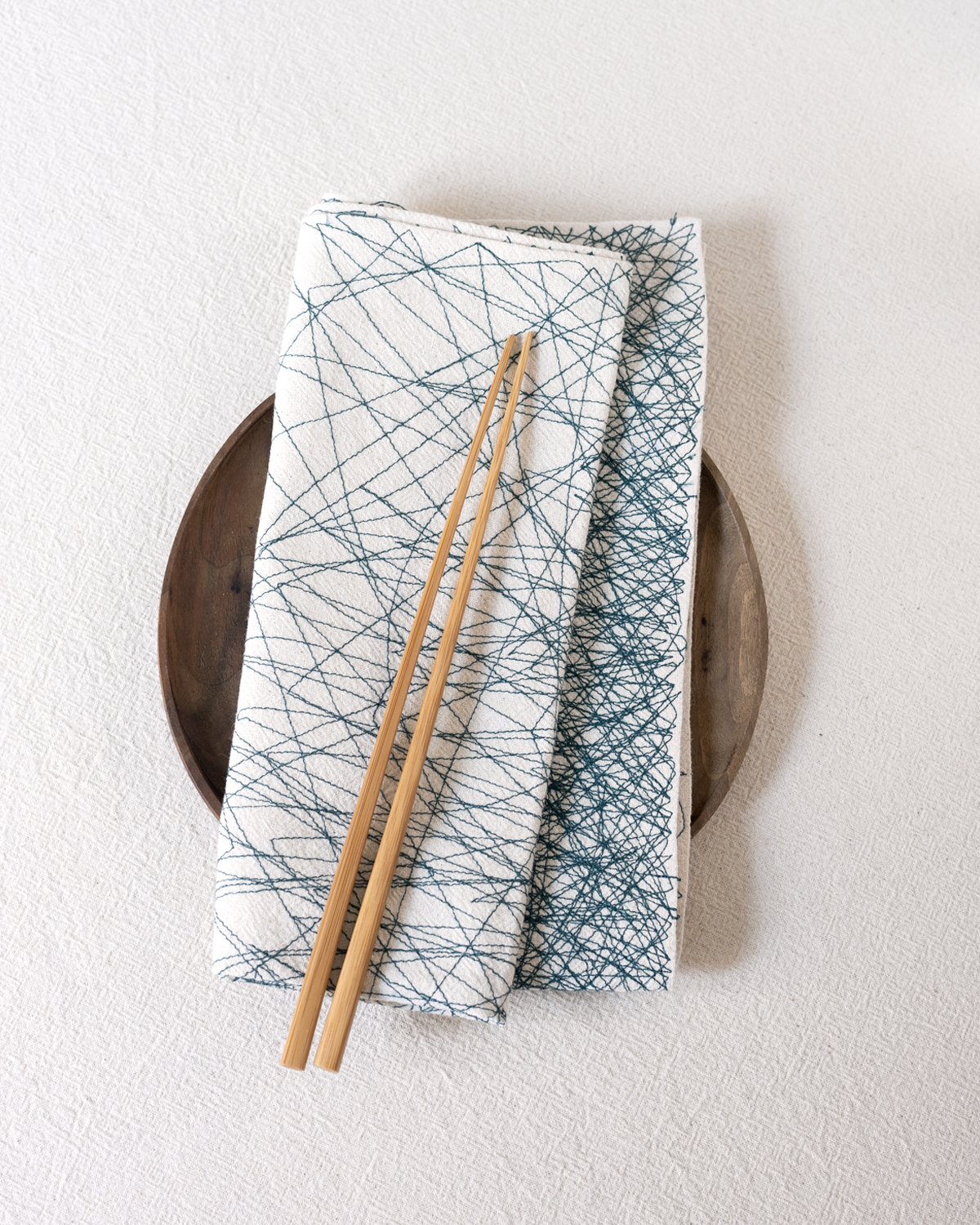 VALERIE BARKOWSKI FULL NAPKIN ECRU PAON DESIGN CREDIT TANIA PANOVA
