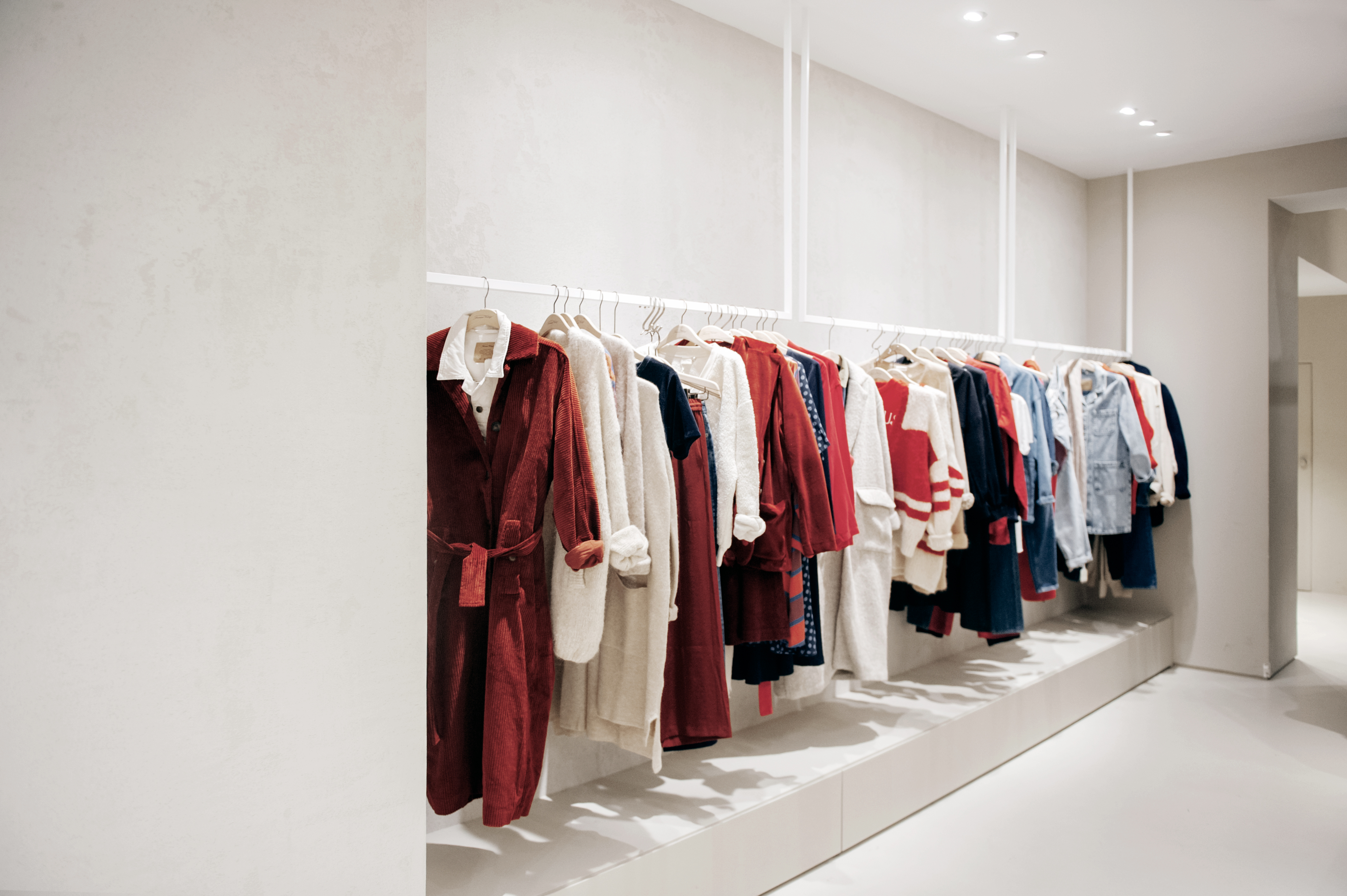 AV STORE ANTWERP CREDIT OONA SMET 7