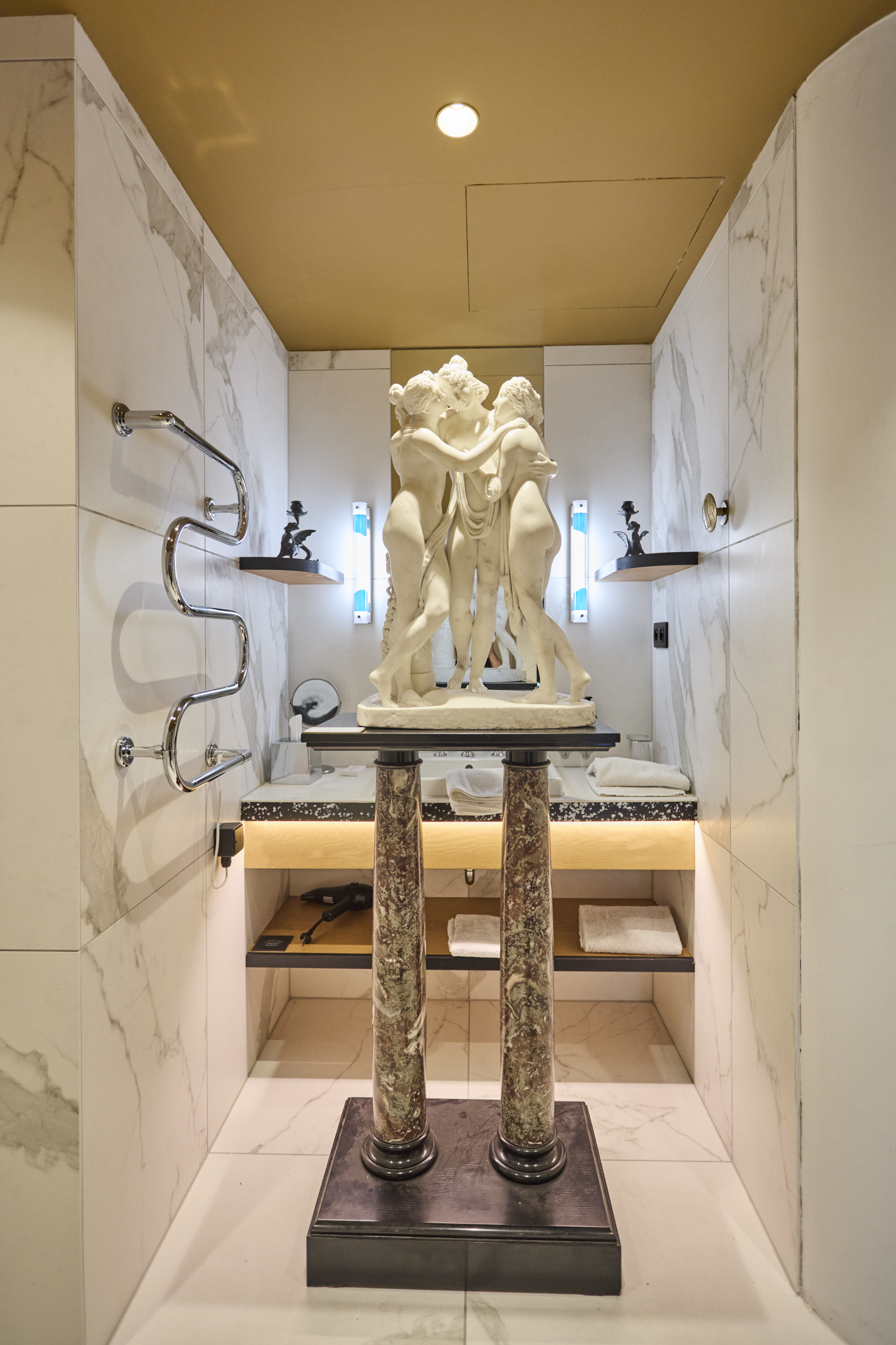 THE ROOMS EXHIBITION VIEW ARTIMO FINE ART COSTERMANS (9) CREDIT STANISLAS HUAUX