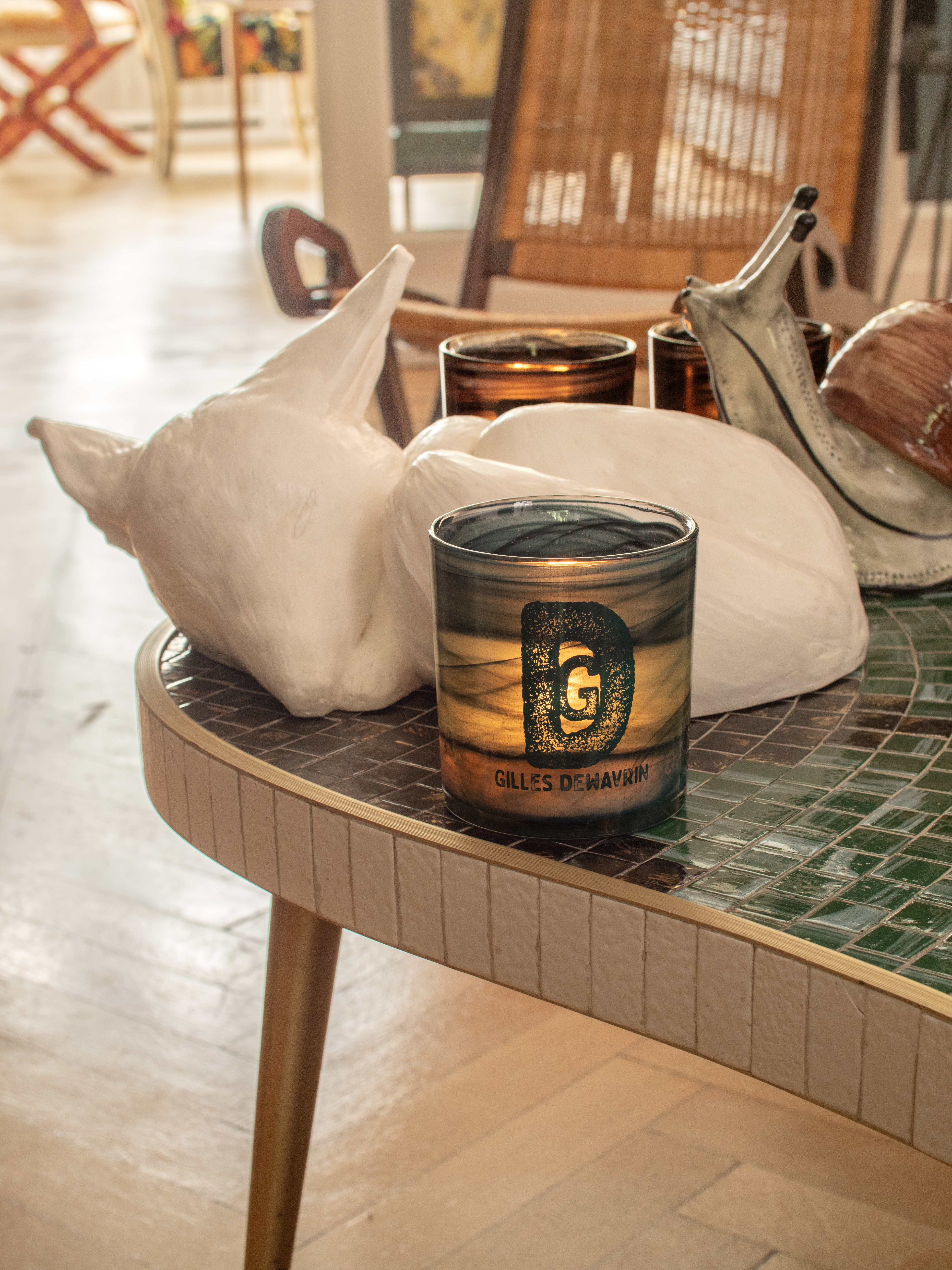 GILLES DEWAVRIN SWIRL GLASS CANDLES 59EUR CREDITS ARNO CARAVEL 7