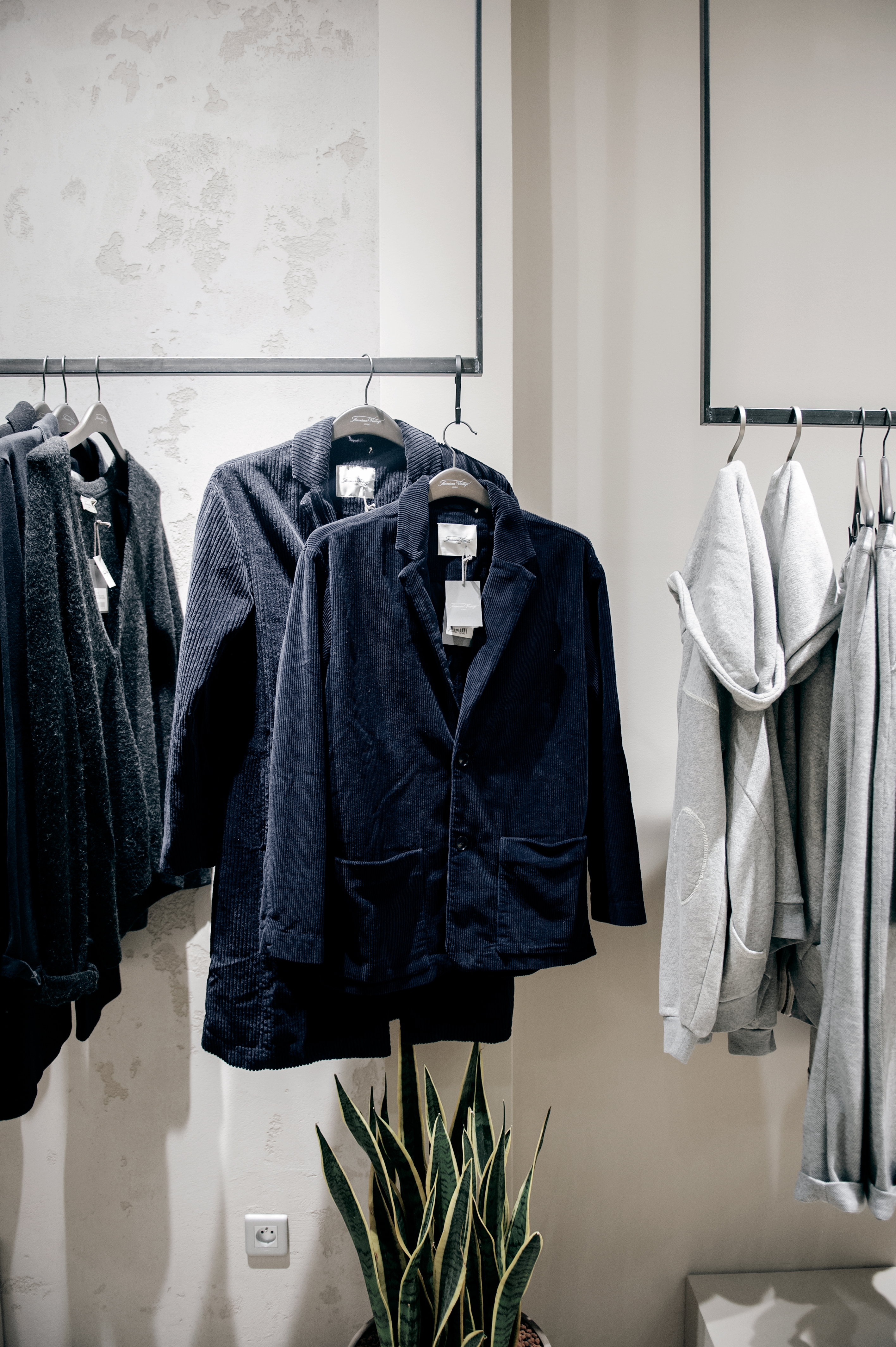 AV STORE ANTWERP CREDIT OONA SMET 9