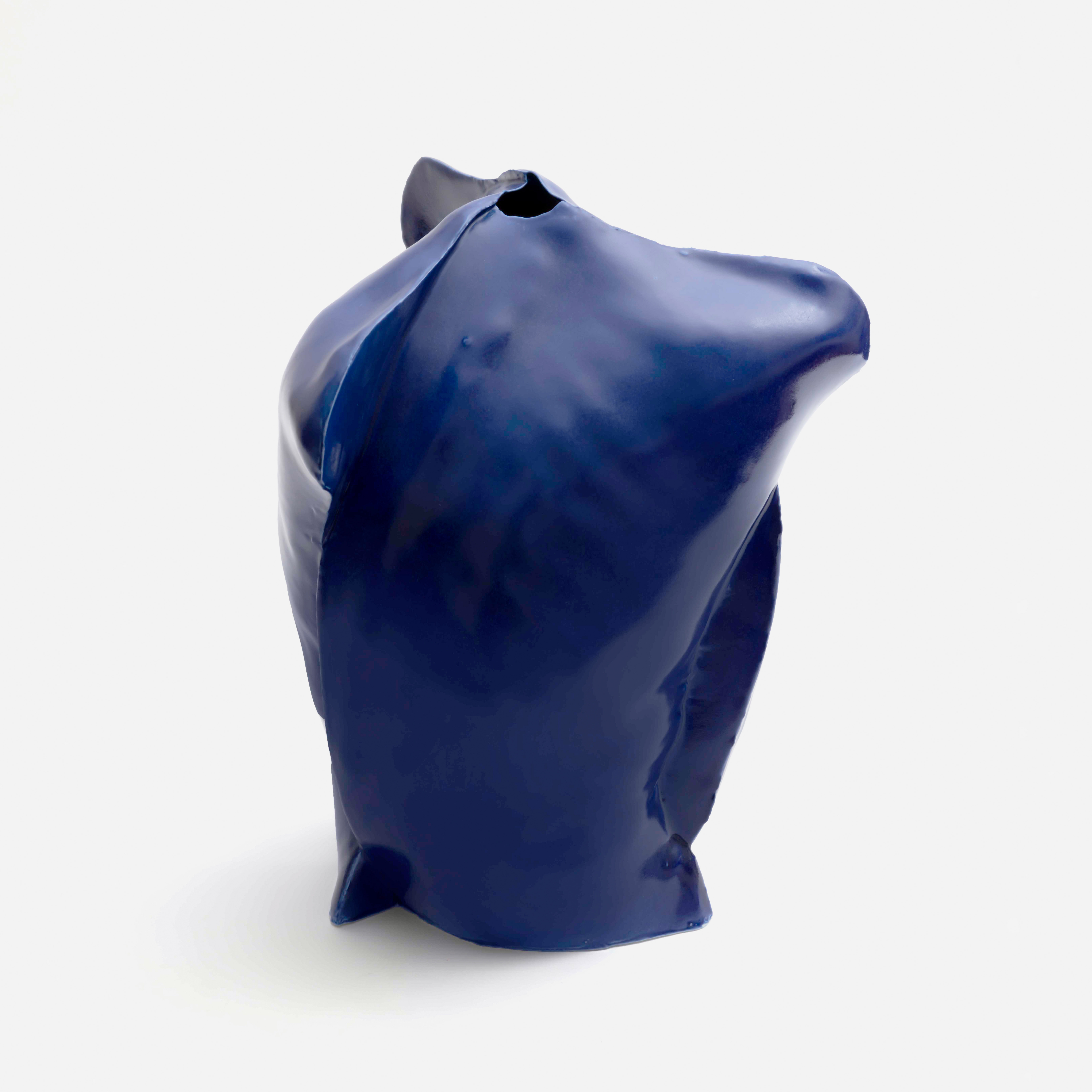 CB26 GALERIE NEV MEHTAP BAYDU DURCHLASSIGKEIT STONEWARE MID RANGE GLAZES 39X24X31CM COURTESY OF GALERI NEV