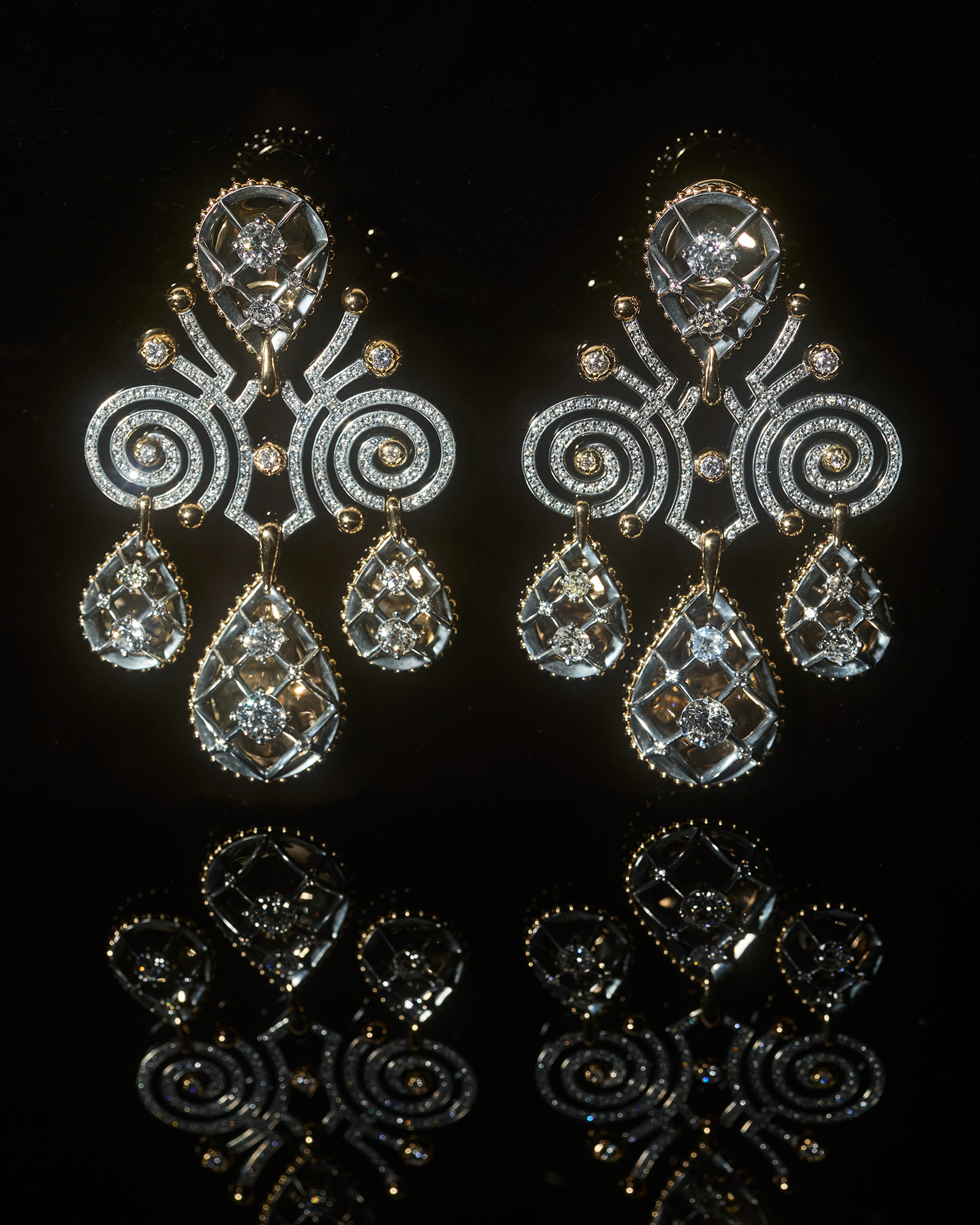 THE ROOMS ELIE TOP MERTEUIL RING CREDIT HUGUES LAURENT