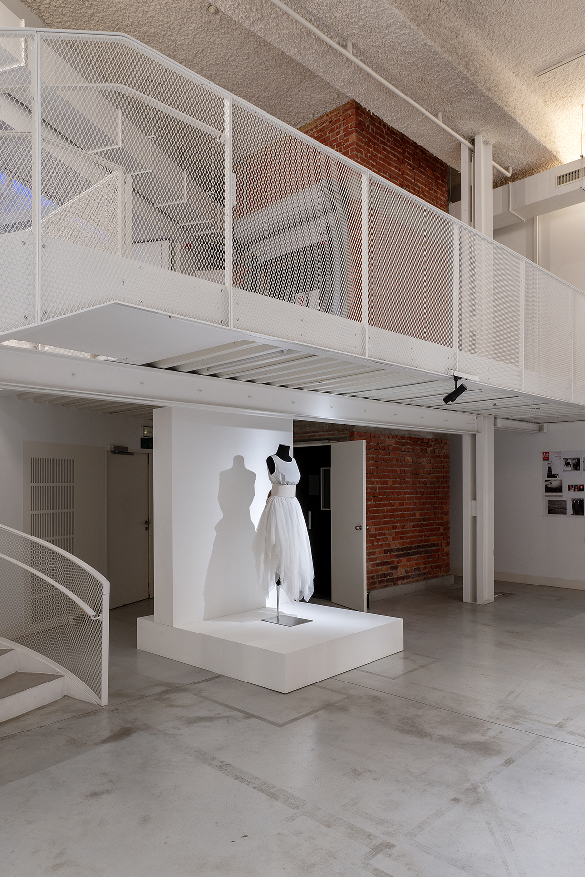 KNOTT so MAD CREDIT MIREILLE ROOBAERT 4