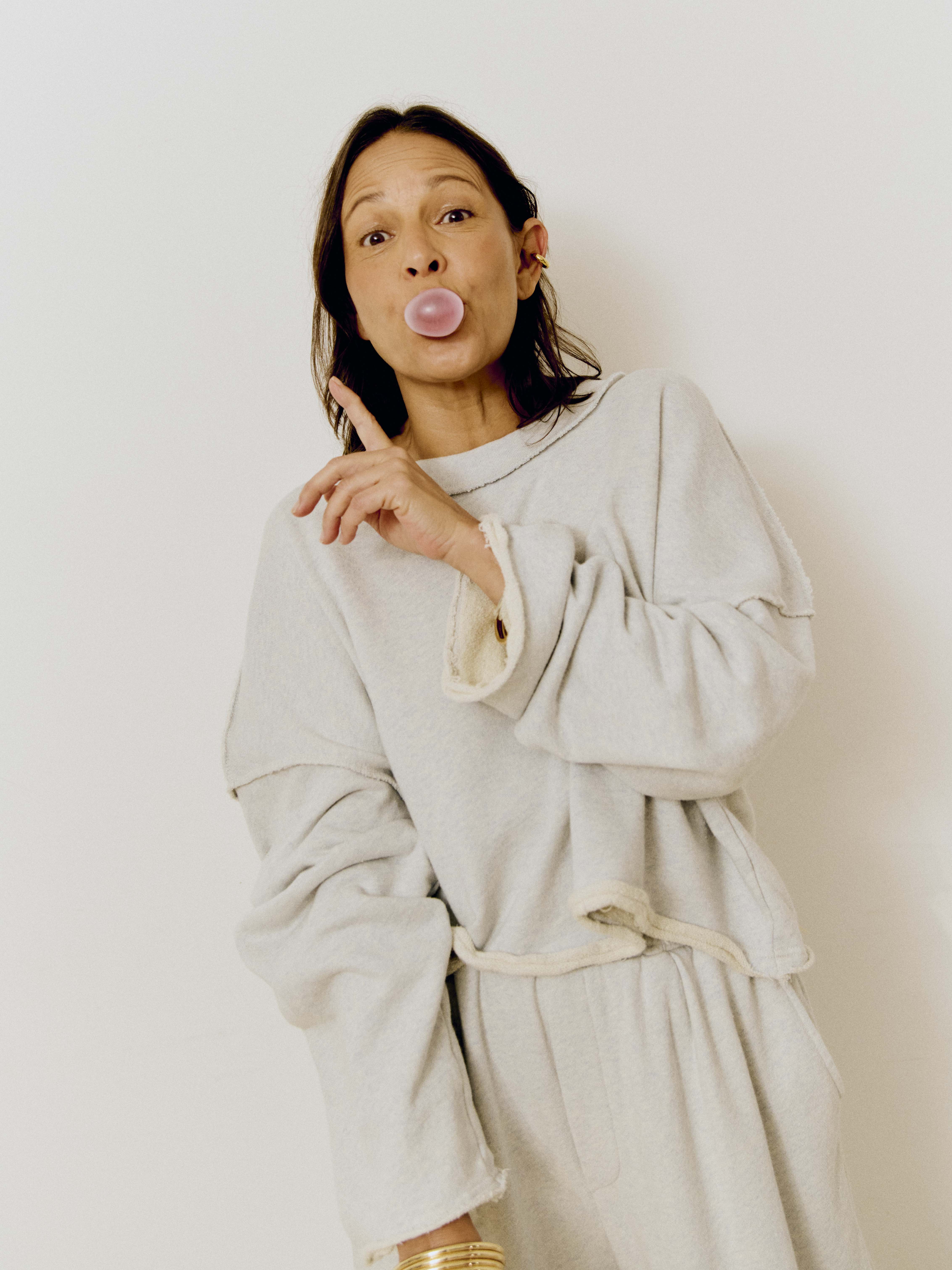 AMERICAN VINTAGE SS26 WOMEN CAMPAIGN IMAGE (3)