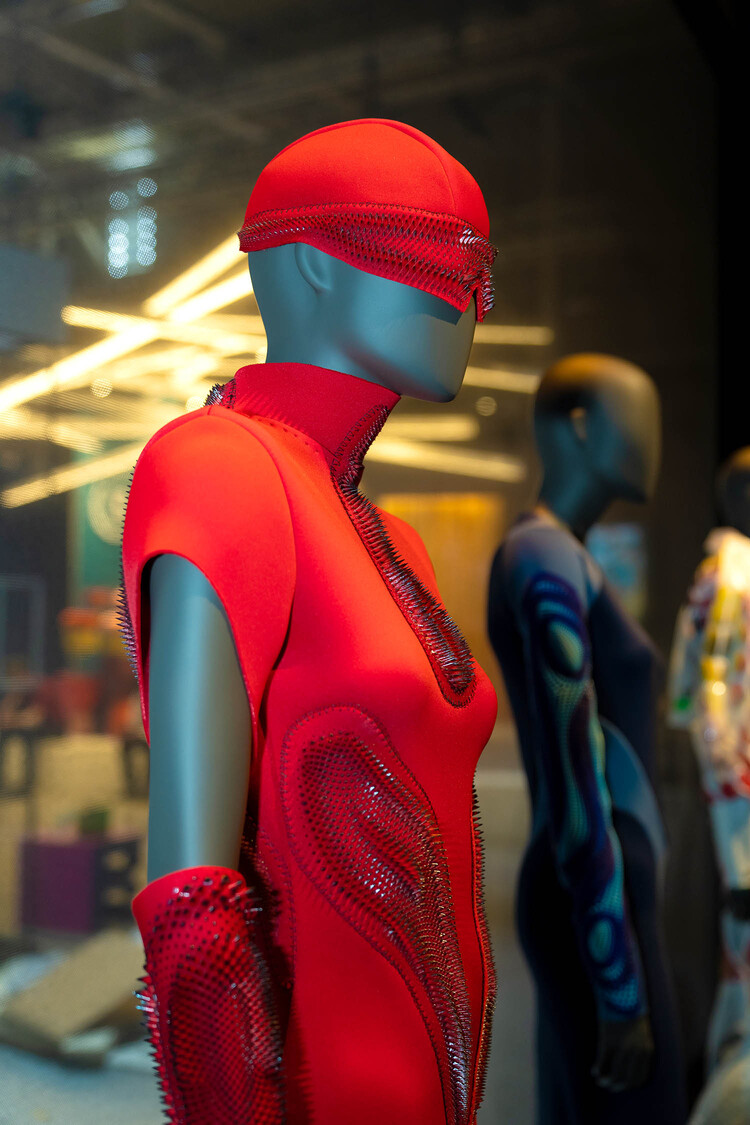 SPD21 JASNA ROK LAB TRYPOPHILIA  COLLECTION 2022 COPYRIGHT MYRTHE  DIEPEVEEN TON TOEMEN AND  STRATASYS