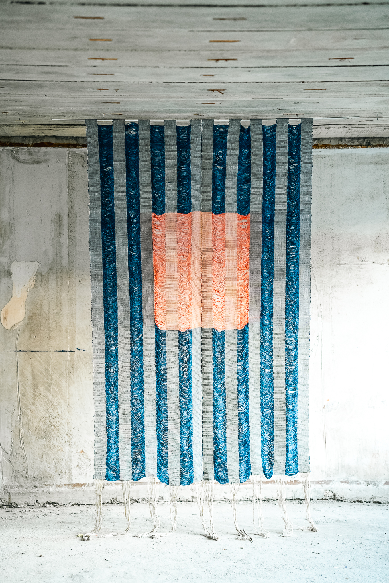 CID WOVEN WHISPERS SARAH CARESTIA ENTRE VOIR CREDIT OSCAR PEIGNEUR 