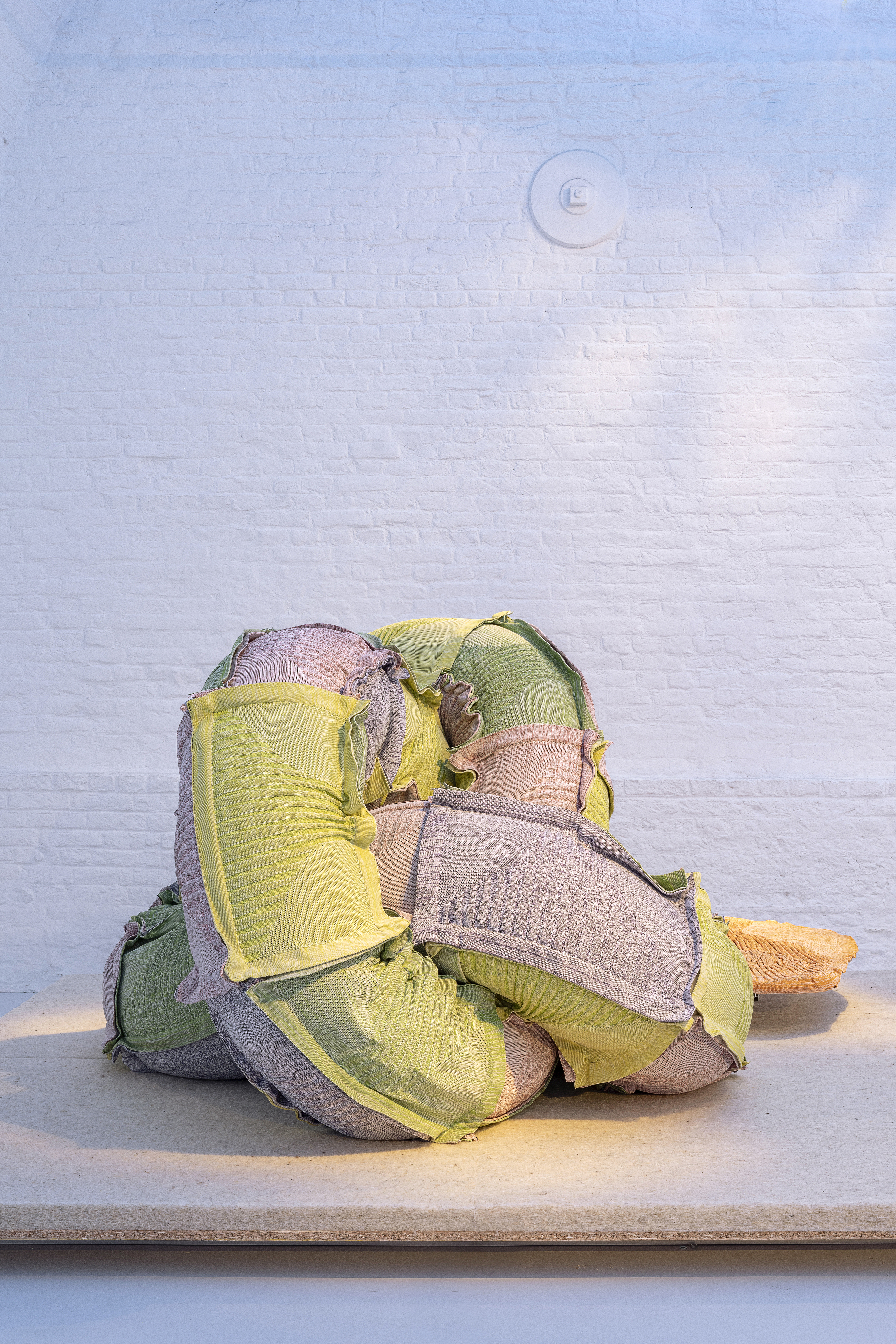 PATRICIA URQUIOLA CID CAROLINE DETHIER 107