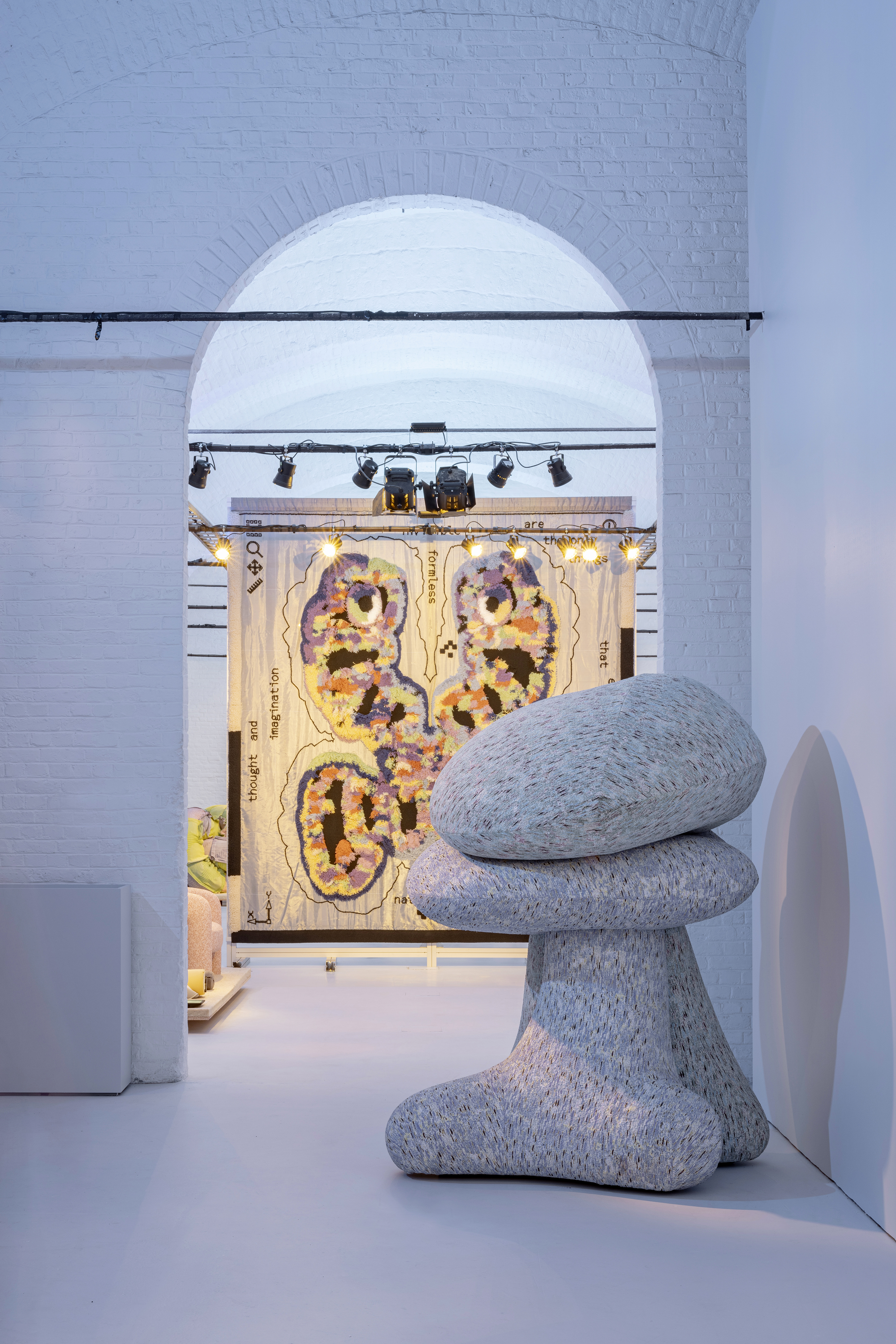 PATRICIA URQUIOLA CID CAROLINE DETHIER 69