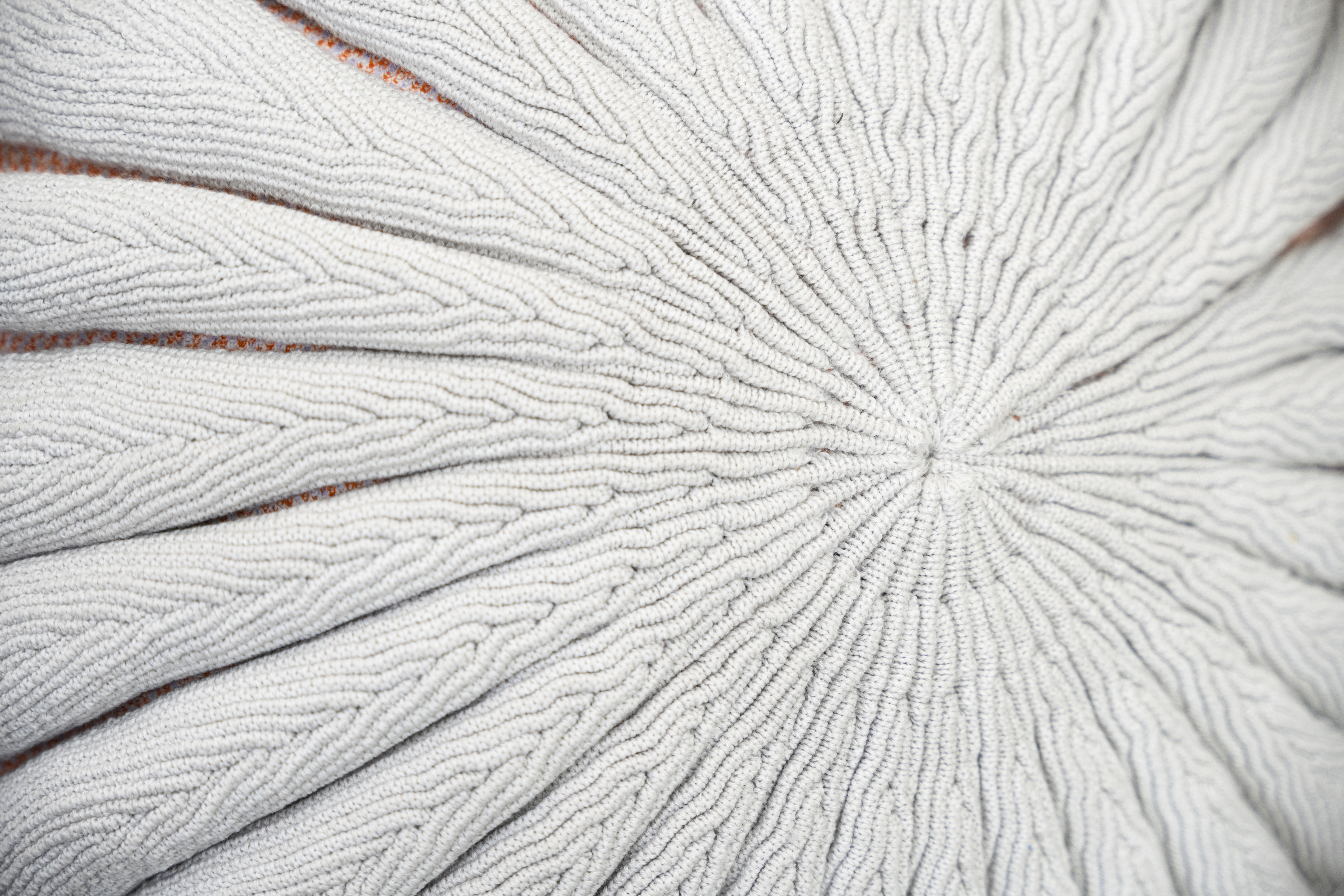 CID WOVEN WHISPERS STEFANIE EVERAERTS KNITERATIONS CREDIT PATTY VAN DEN ELSHOUT