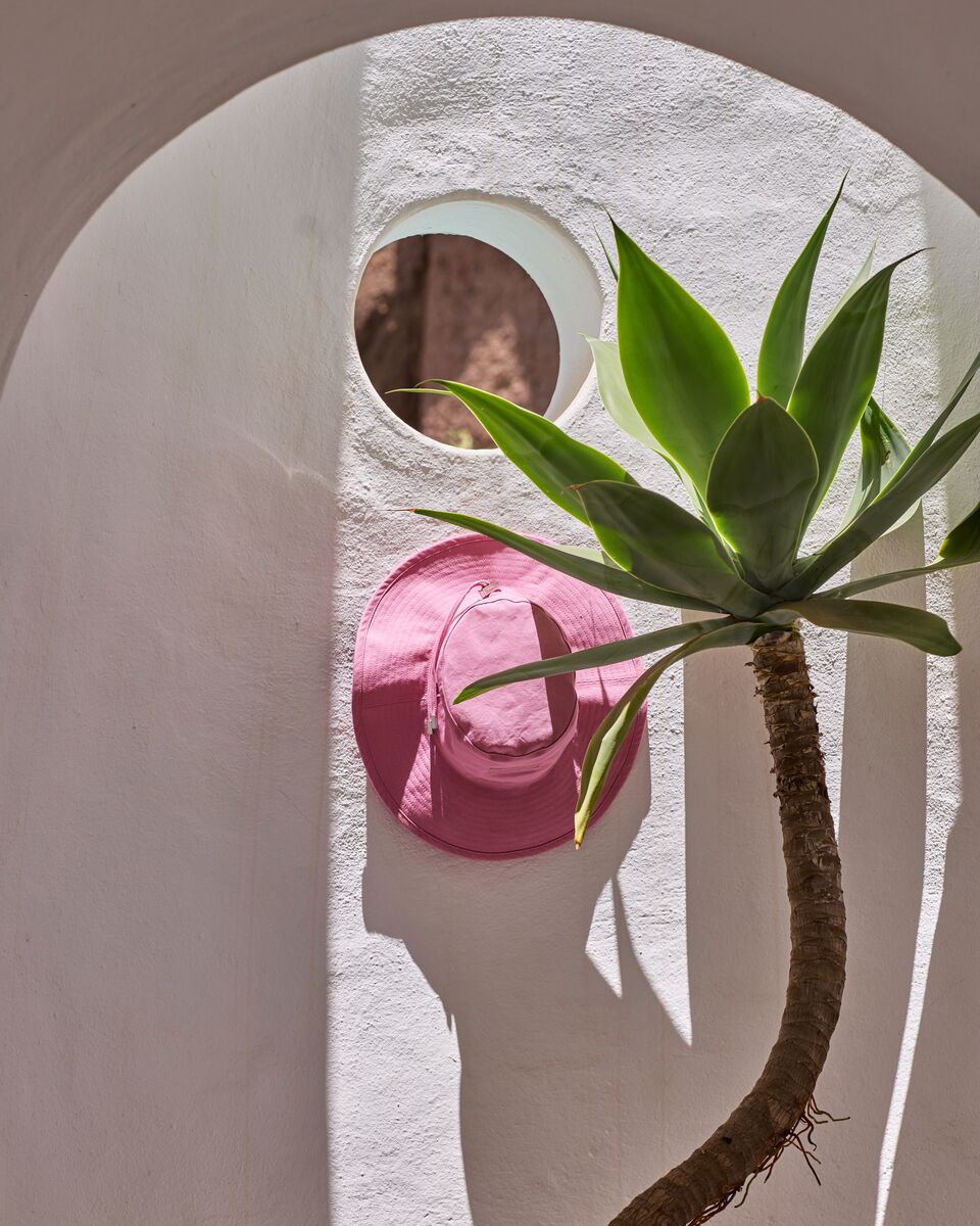 VBQ CRUISE 26 CAMPAIGN IMAGE WOMEN 27