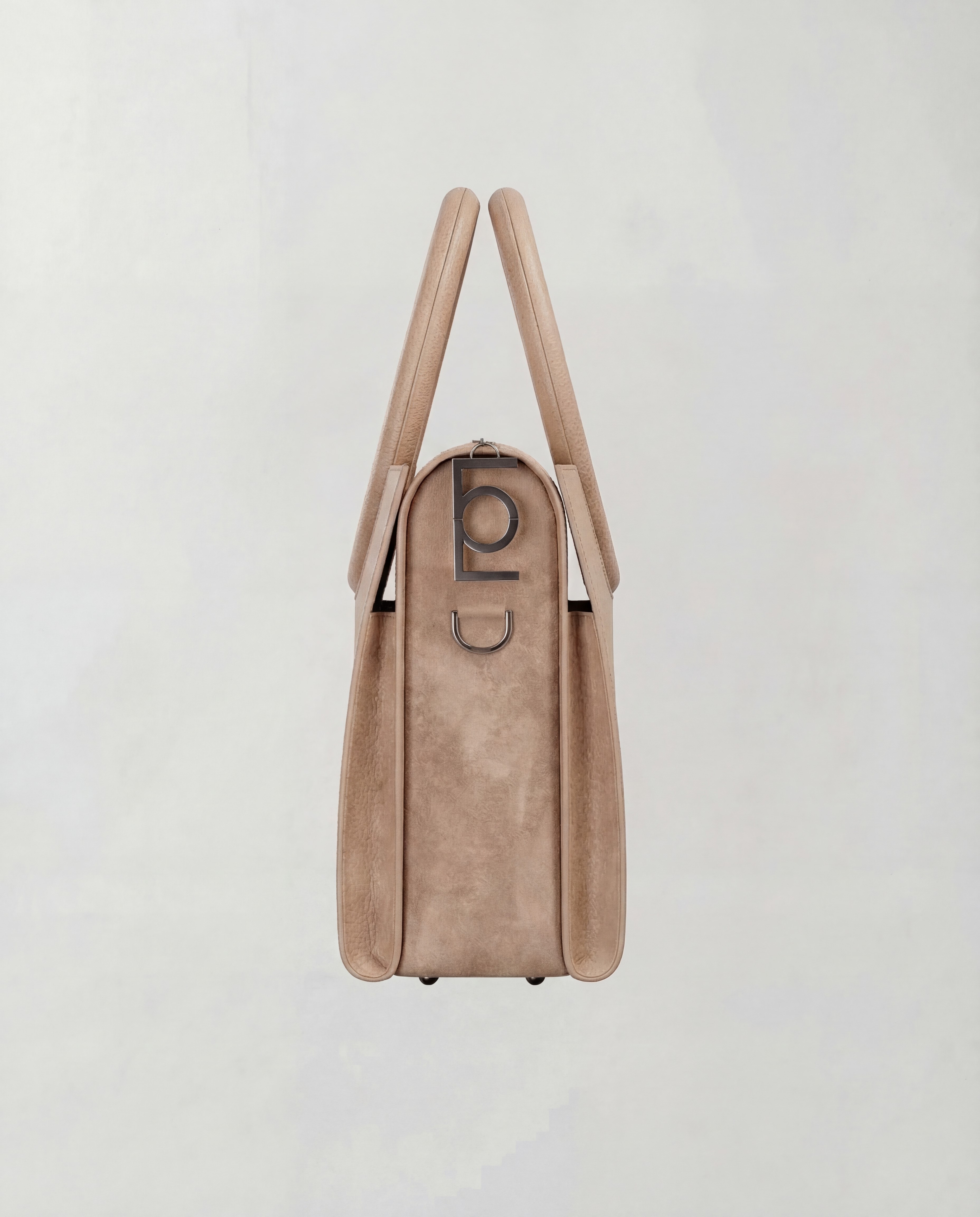 AMOROMA THE ONE BAG FORMAT A4 39