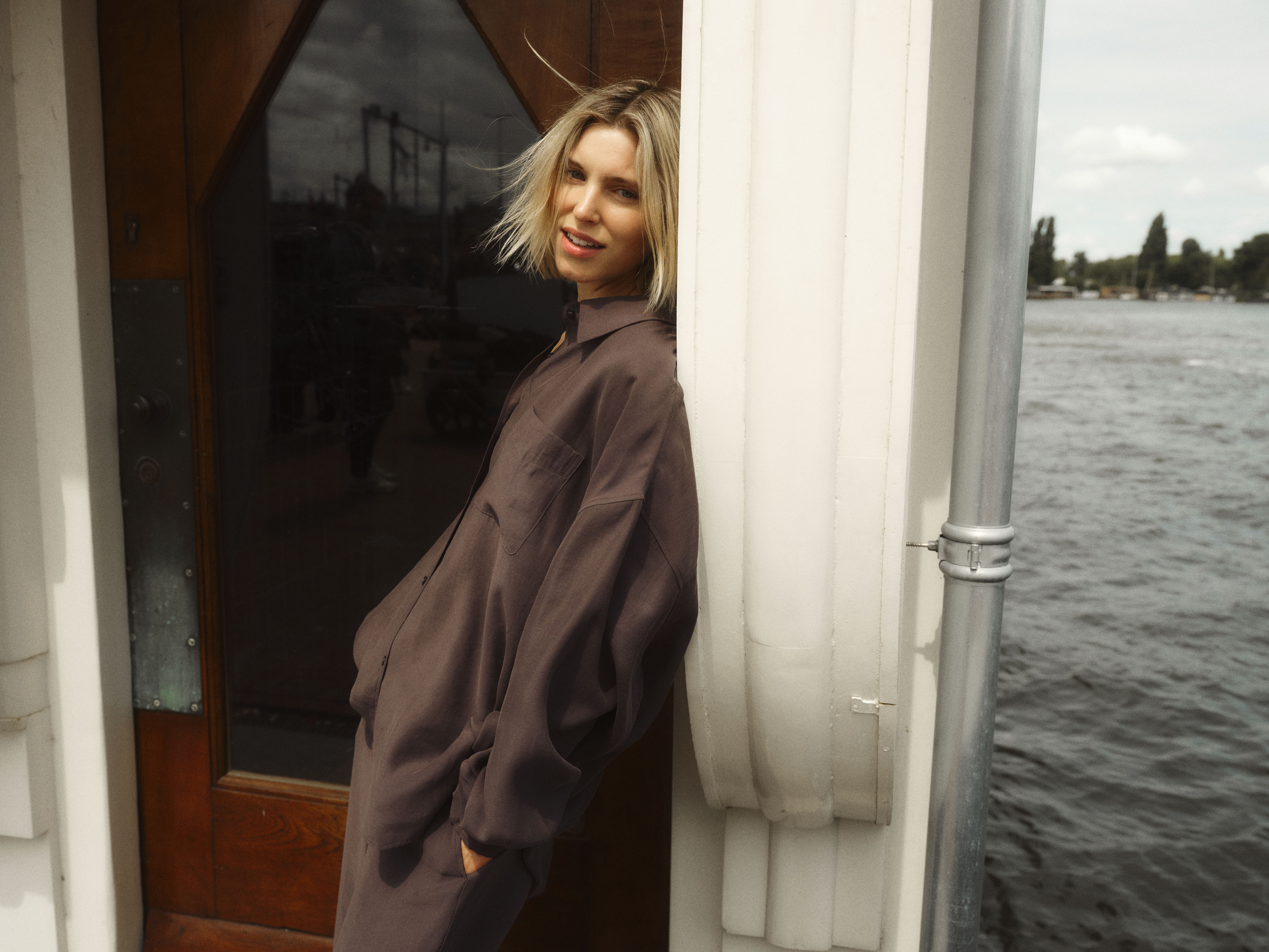 AMV WOMEN FW25 10 CREDIT RASMUSWENGKARLSEN