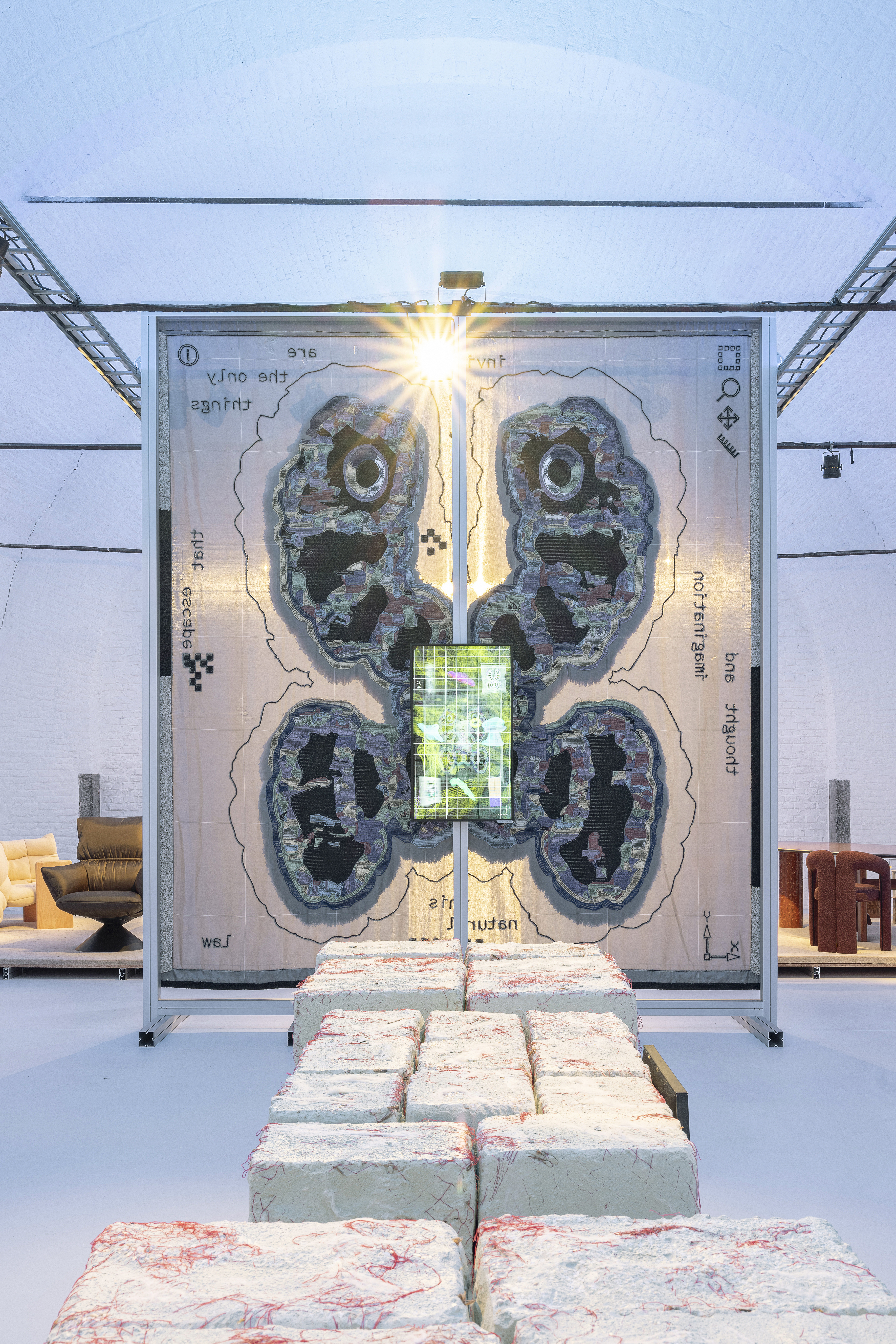 PATRICIA URQUIOLA CID CAROLINE DETHIER 83