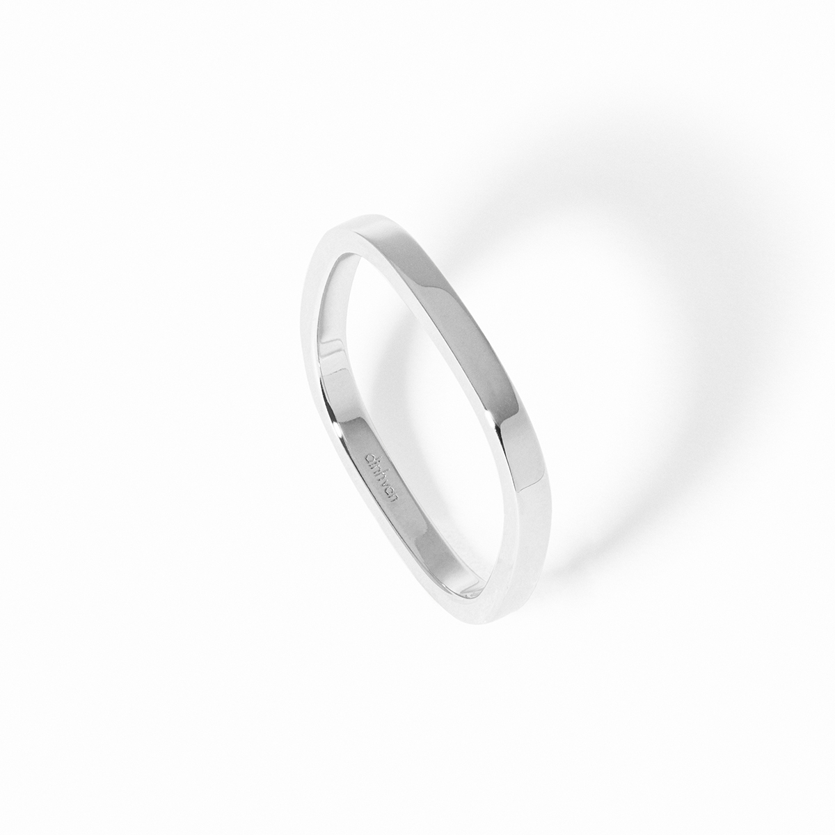 SQUARE WEDDING BAND 2MM PLATINUM 1 450 EURO