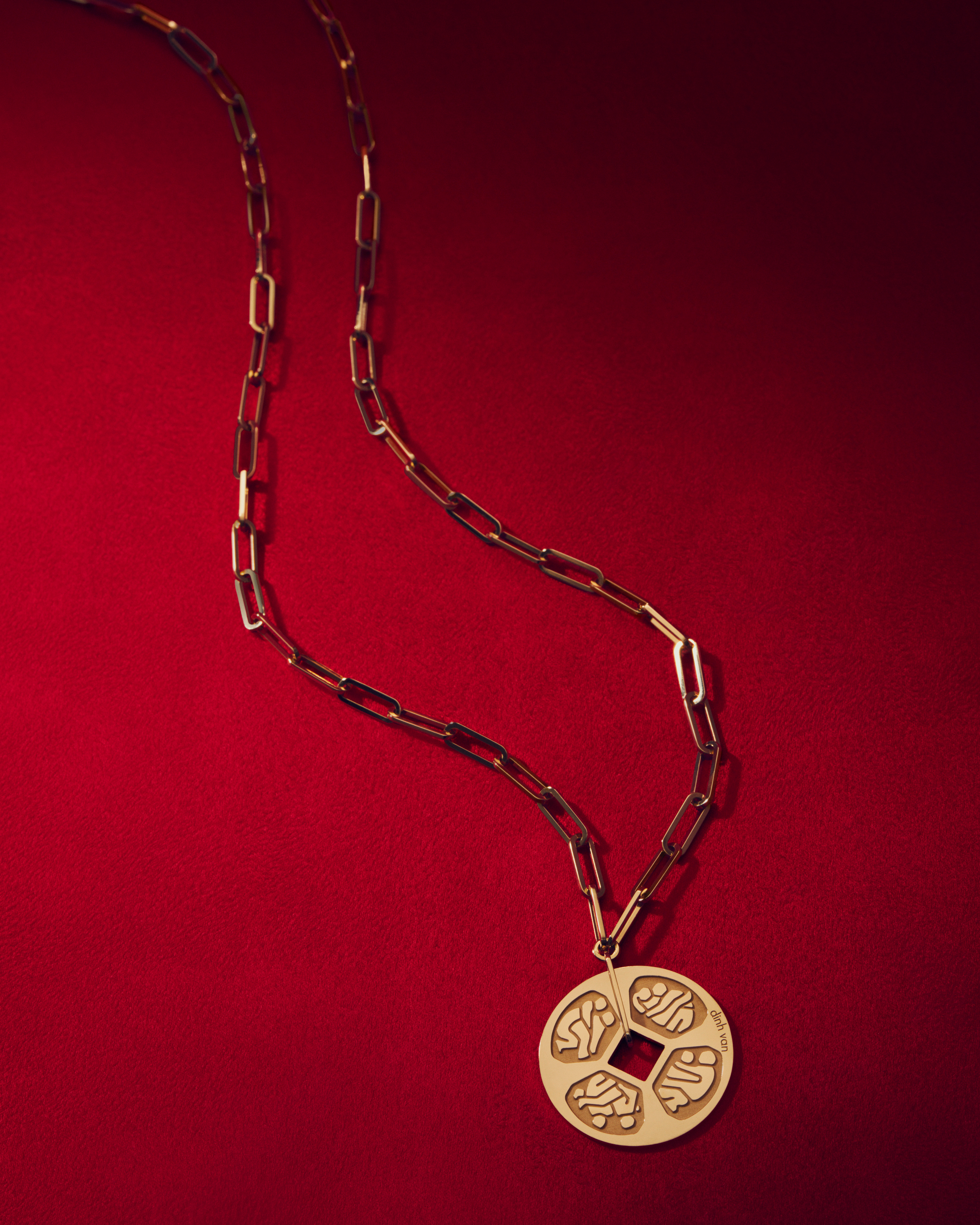 DINH VAN KAMASUTRA CAMPAIGN IMAGE 2