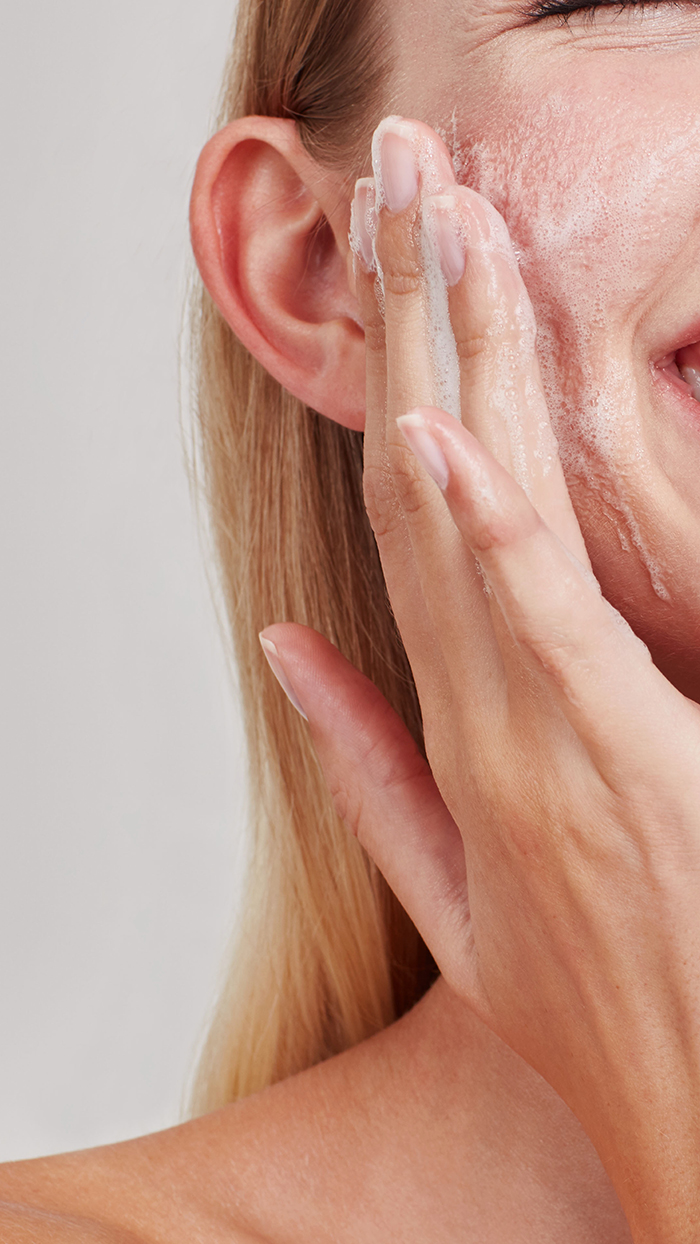 ENVIRON SKIN ESSENTIA LOW FOAM CLEANSING GEL 02