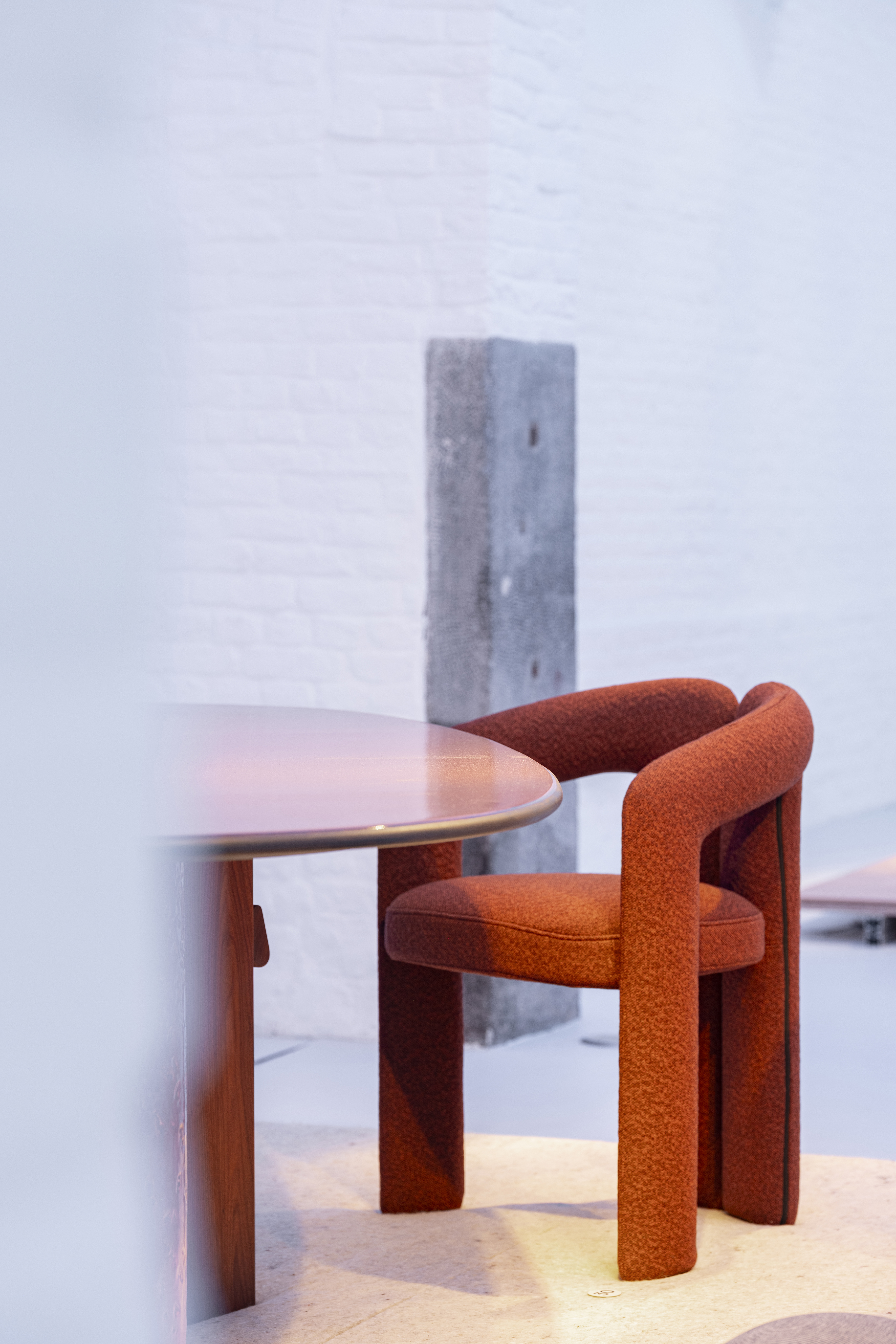 PATRICIA URQUIOLA CID CAROLINE DETHIER 72