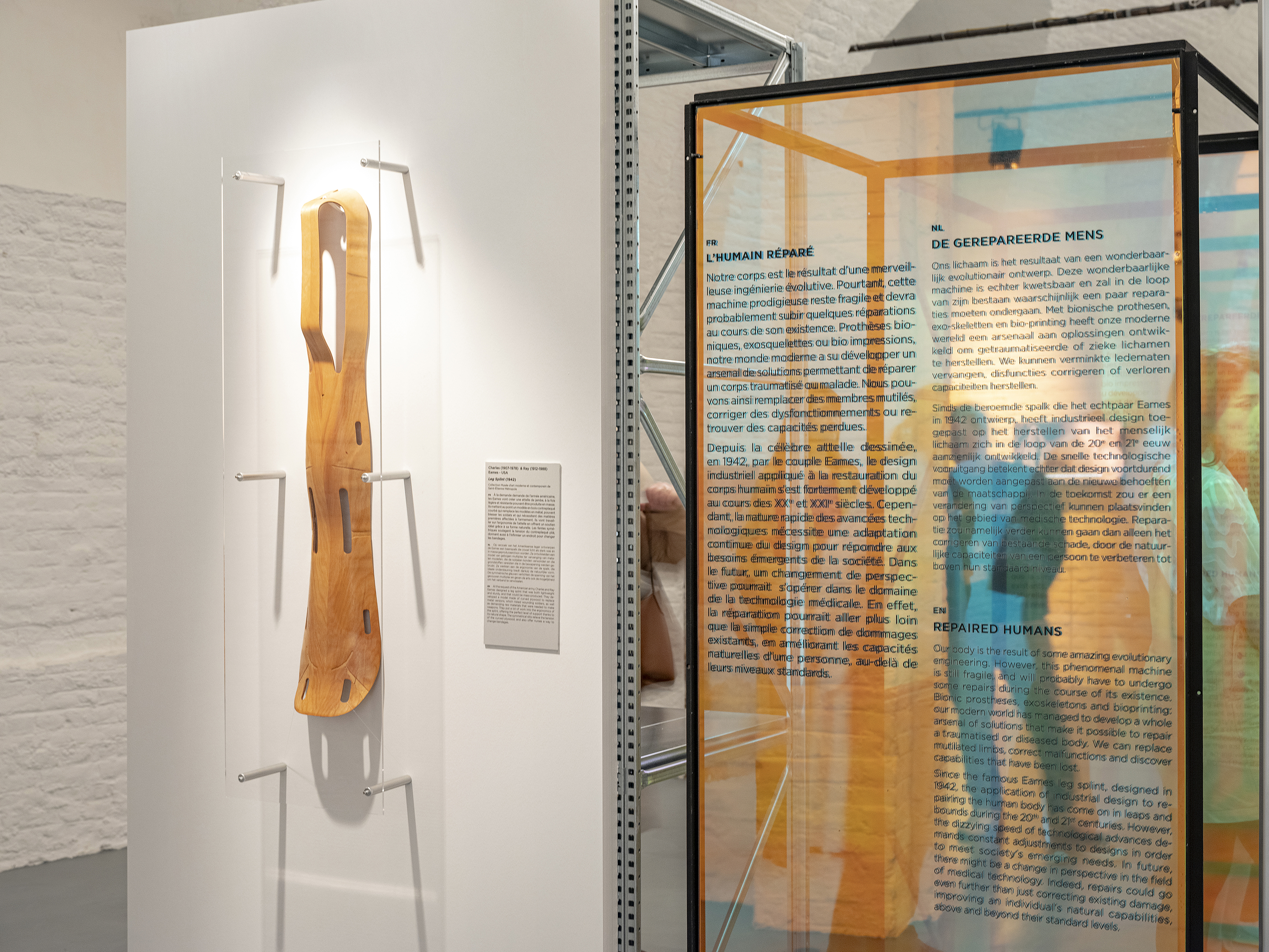 SUPER POWER CID CAROLINE DETHIER 48