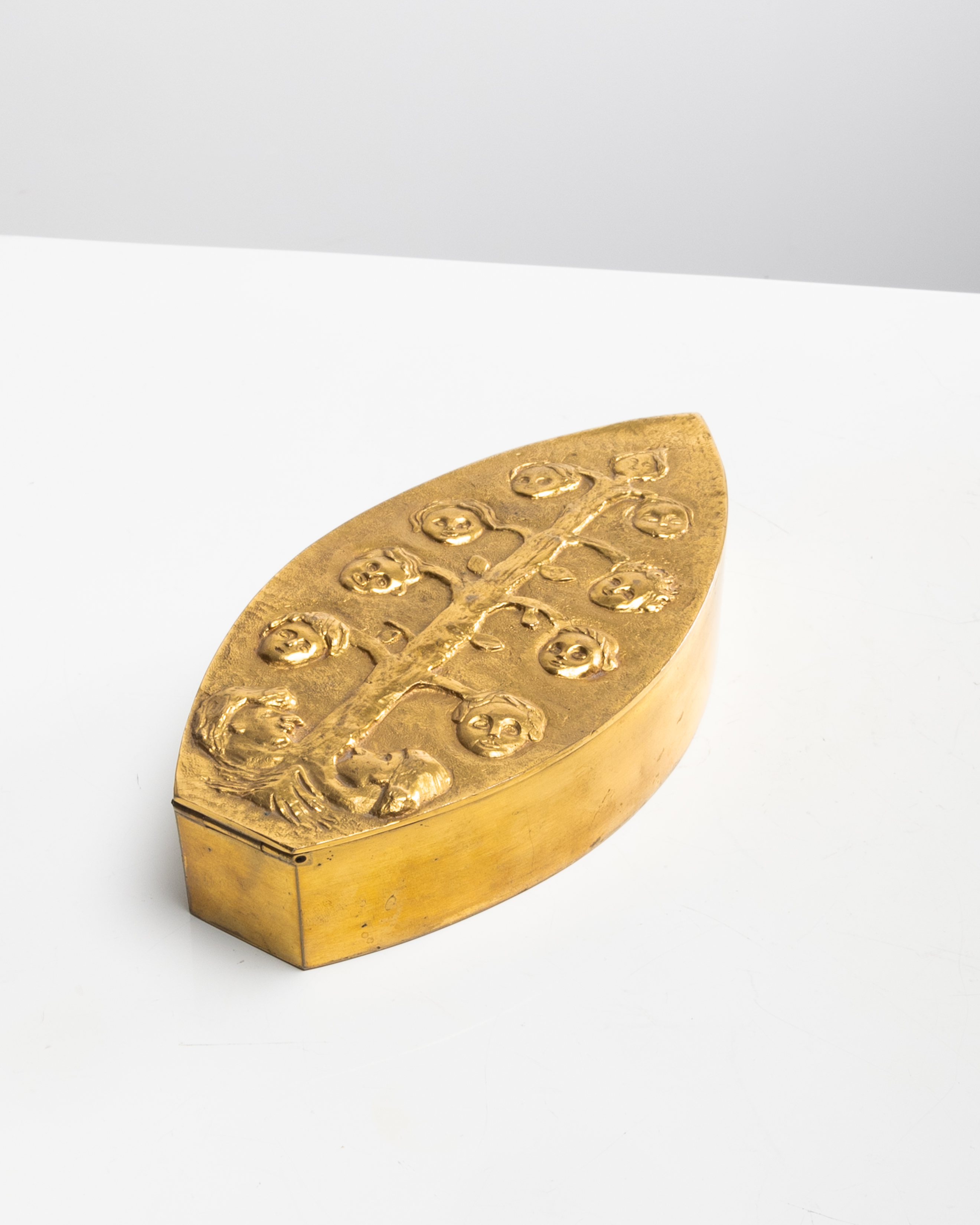 THE ROOMS UNFORGET L ARBRE DE LA VIE GILDED BRONZE BOX LINE VAUTRIN