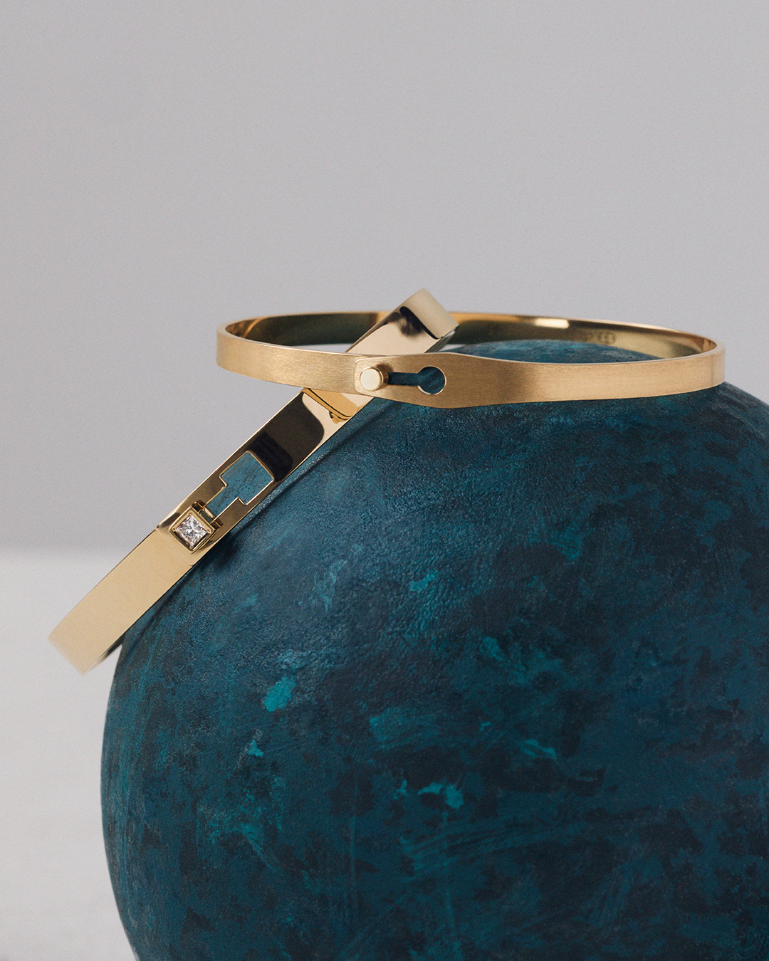 DINH VAN SERRURE SQUARE BRACELET YELLOW GOLD PRINCESS CUT DIAMOND