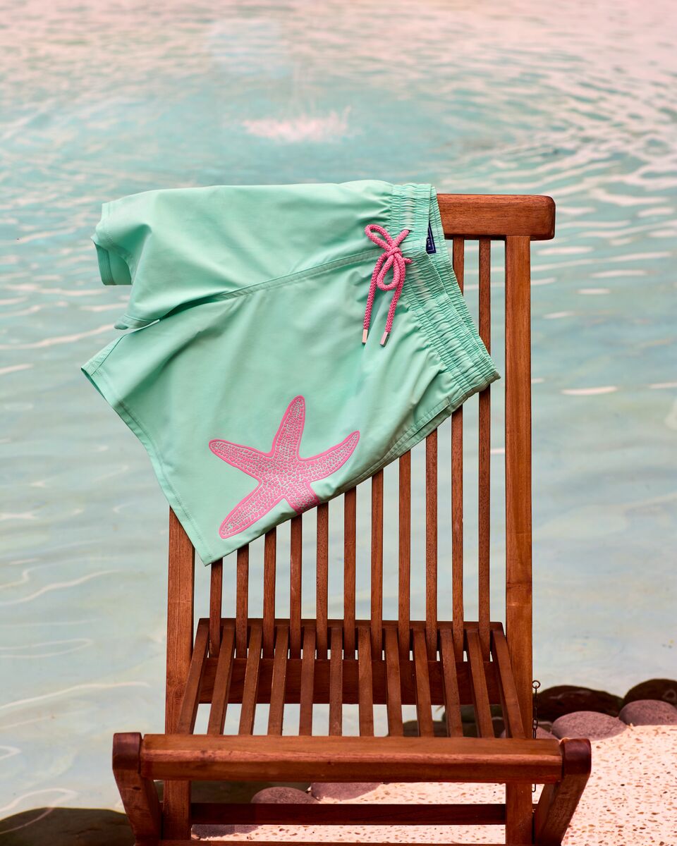 VBQ CRUISE 26 CAMPAIGN IMAGE MEN 66