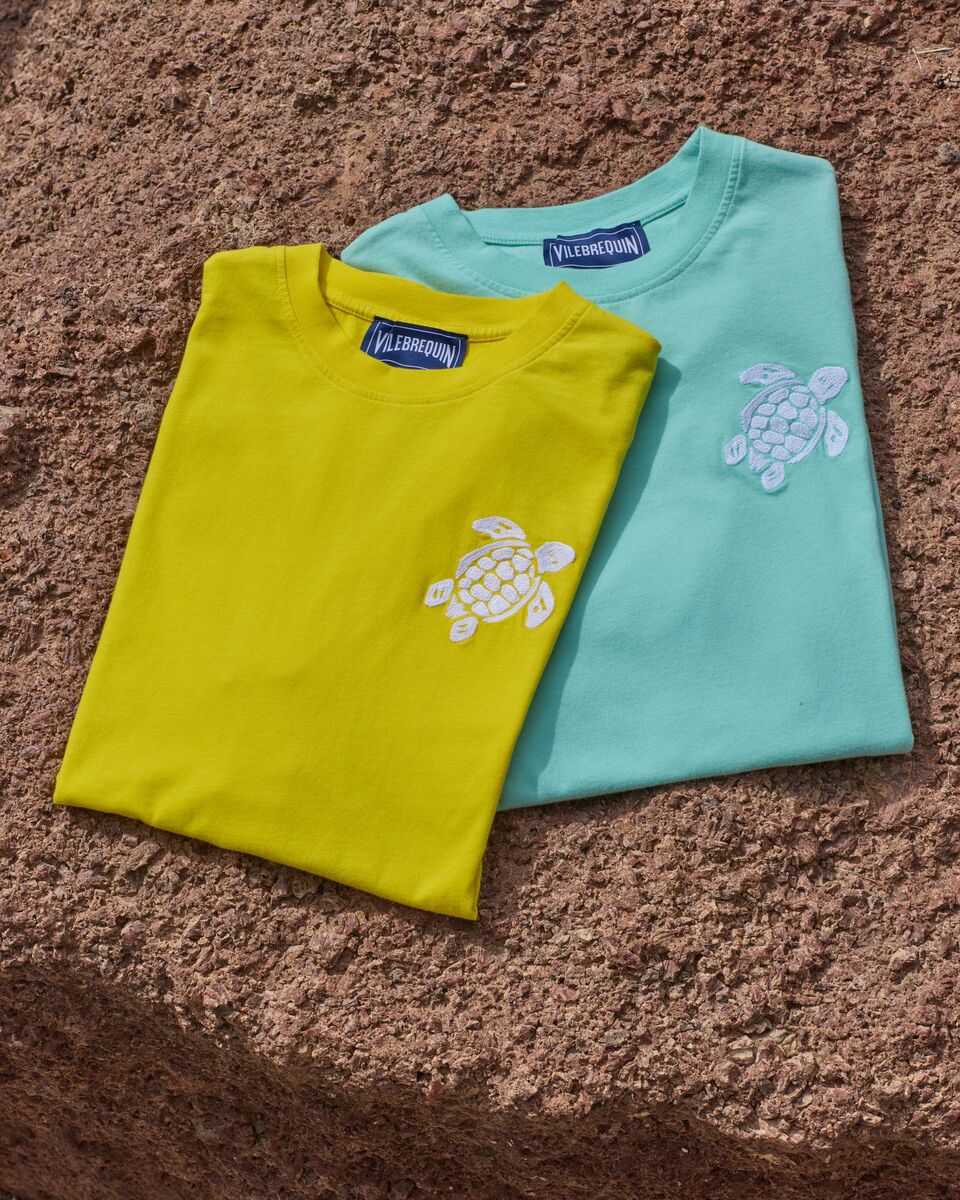 VBQ CRUISE 26 CAMPAIGN IMAGE MEN 76