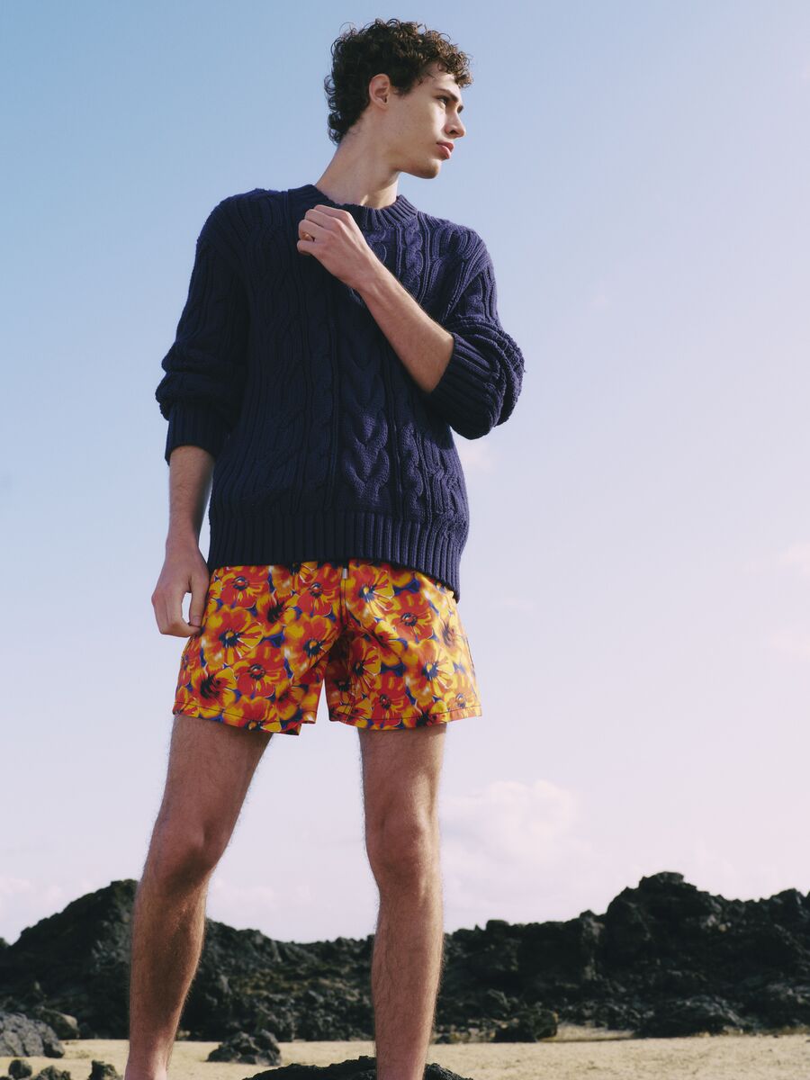 VBQ CRUISE 26 CAMPAIGN IMAGE MEN 23