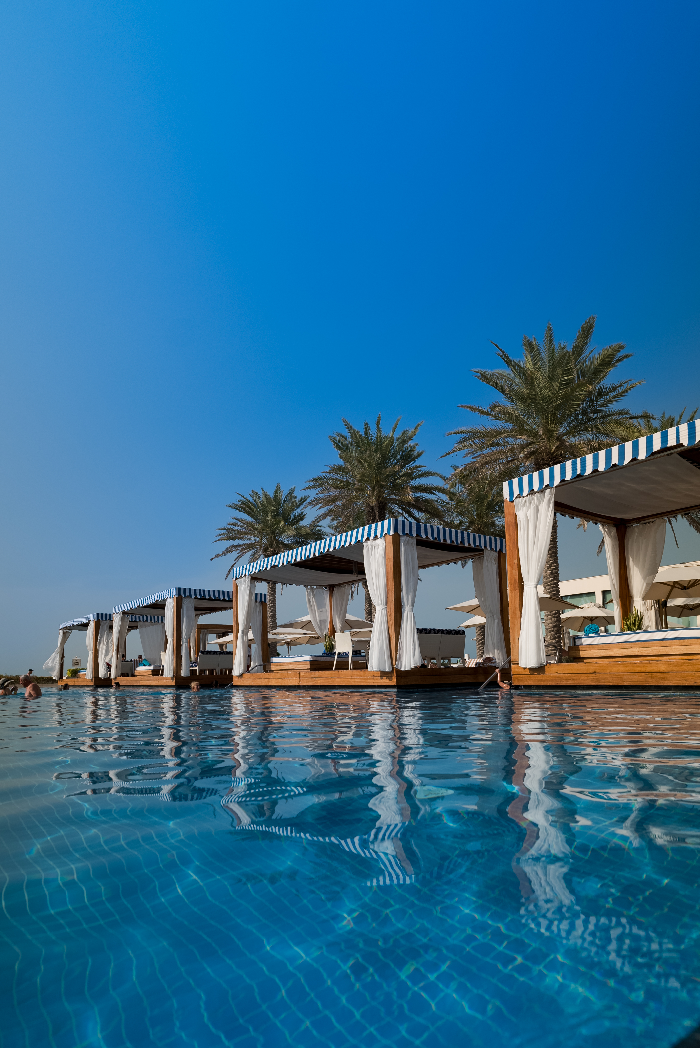 VBQ ABU DHABI BEACH CAMPAIGN IMAGE 6