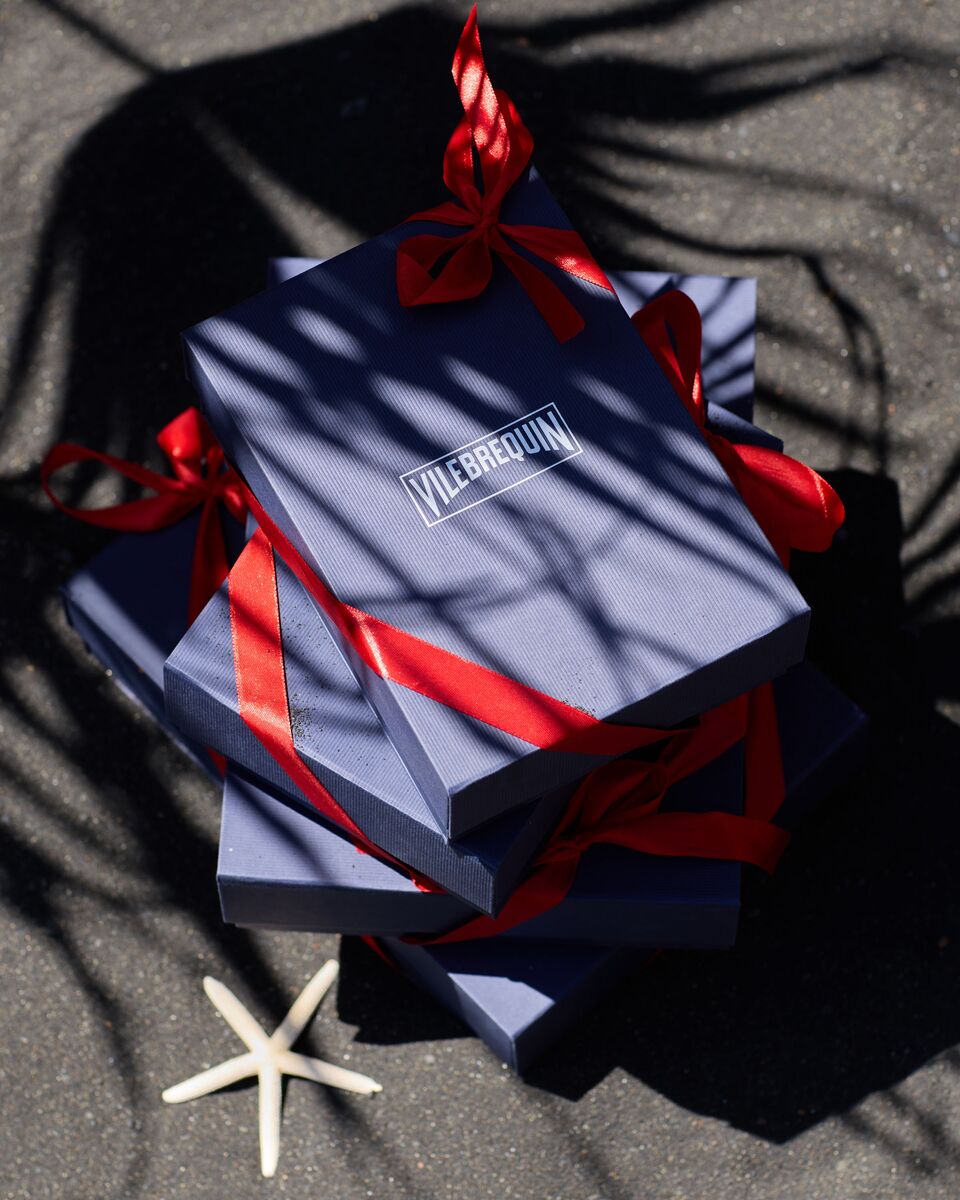 VBQ CRUISE 26 CAMPAIGN IMAGE MEN 112