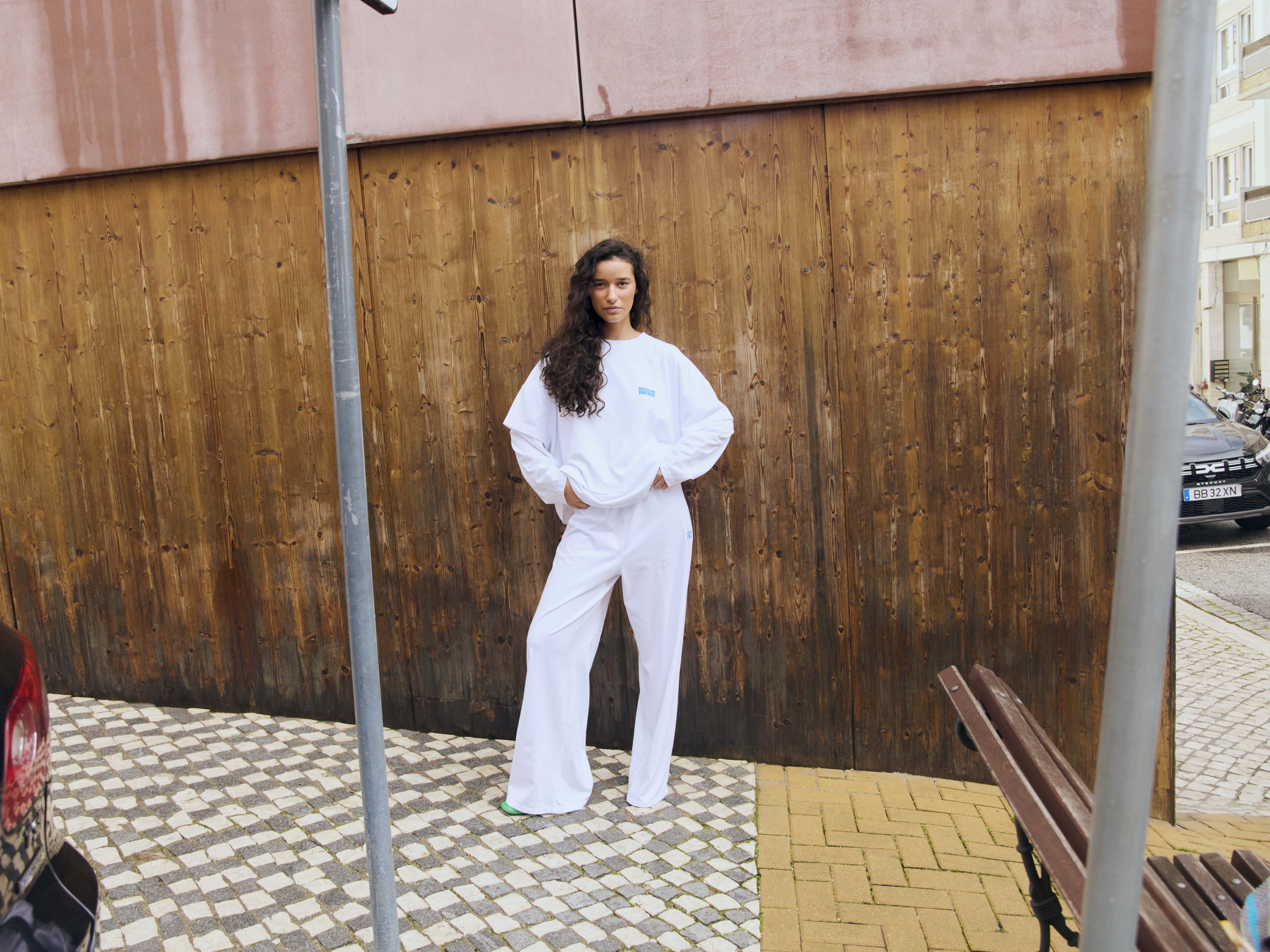 AMERICAN VINTAGE SS26 WOMEN CAMPAIGN IMAGE (12)