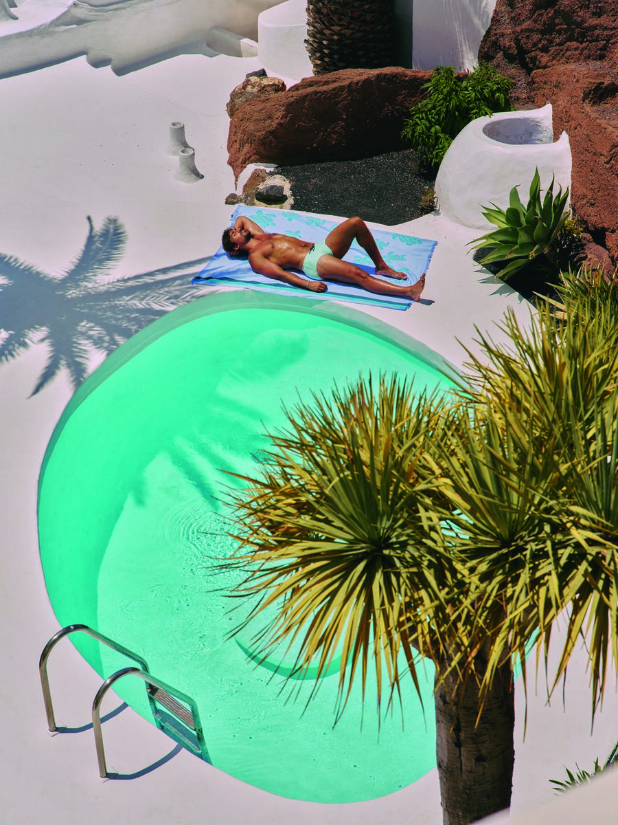 VBQ CRUISE 26 CAMPAIGN IMAGE MEN 48