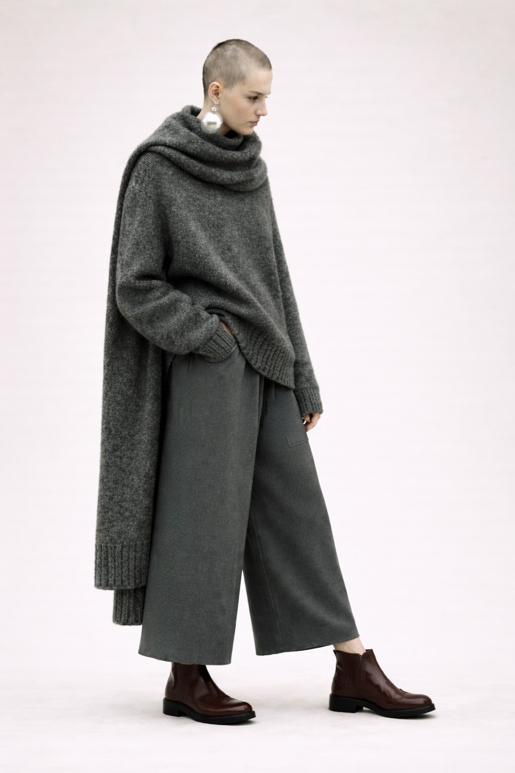 JEANPAULKNOTT FALLW26 WOMEN 18