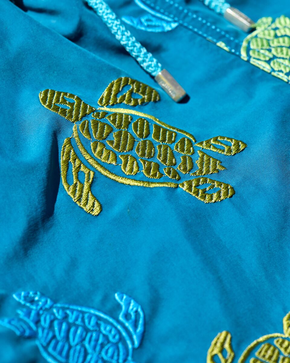 VBQ CRUISE 26 CAMPAIGN IMAGE MEN 121