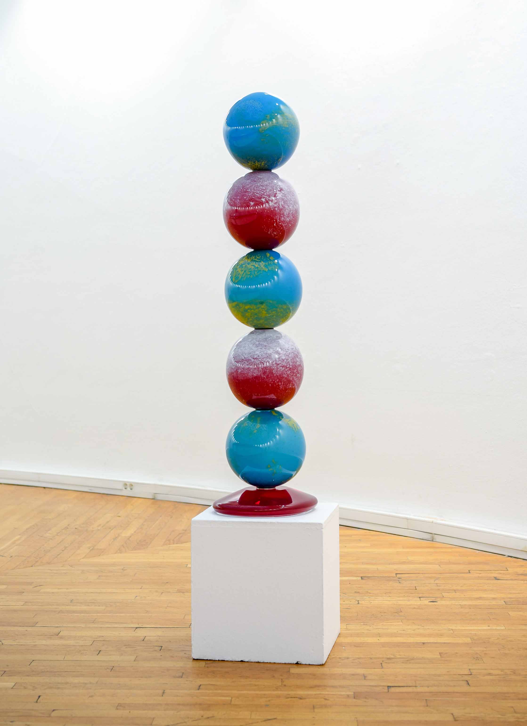 CB26 AL TIBA9 GALLERY BARRY WOLFRYD A DROP IN THE BUCKET 135X35X35CM MURANOGLASS 2023